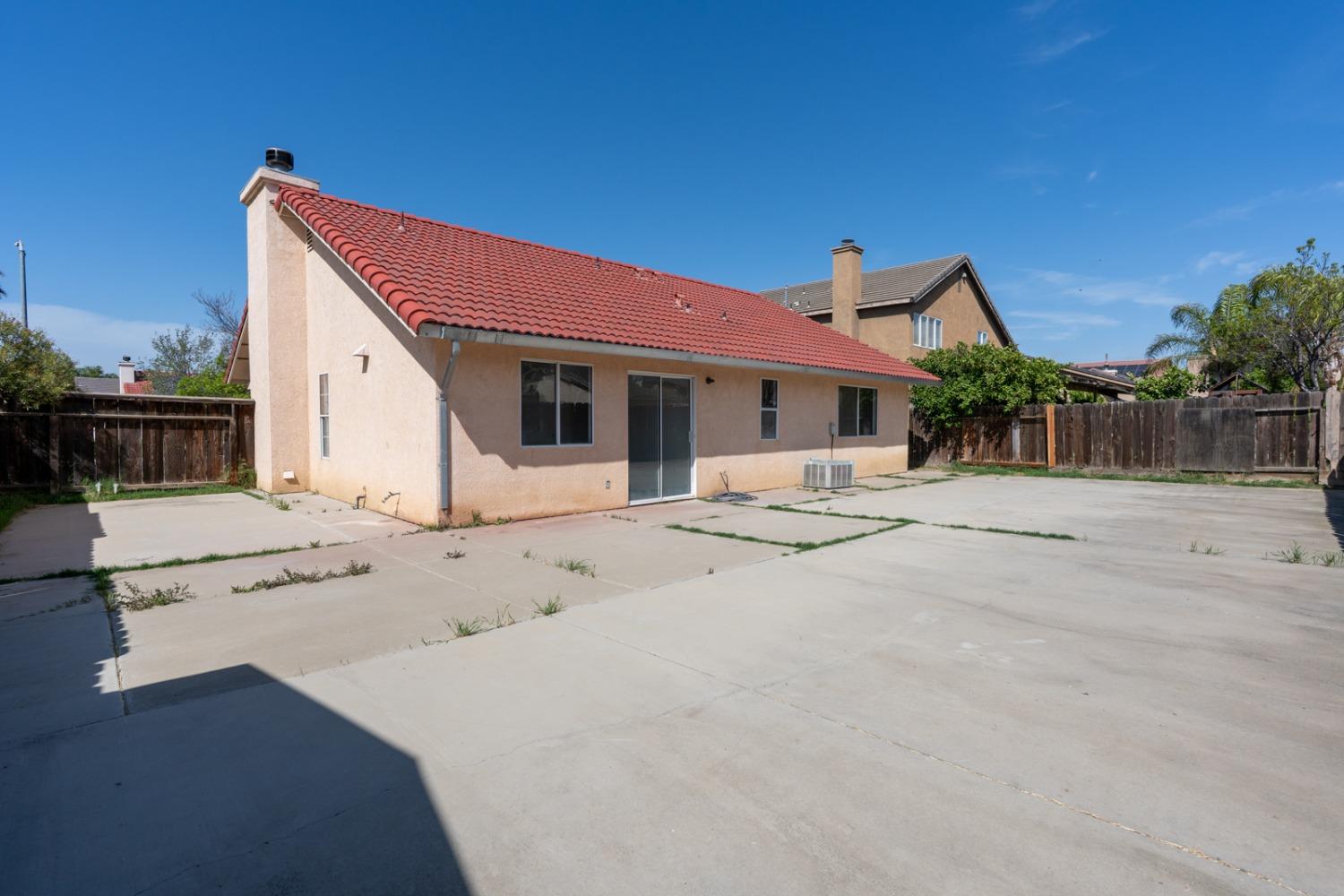 2131 Racquet Club Drive