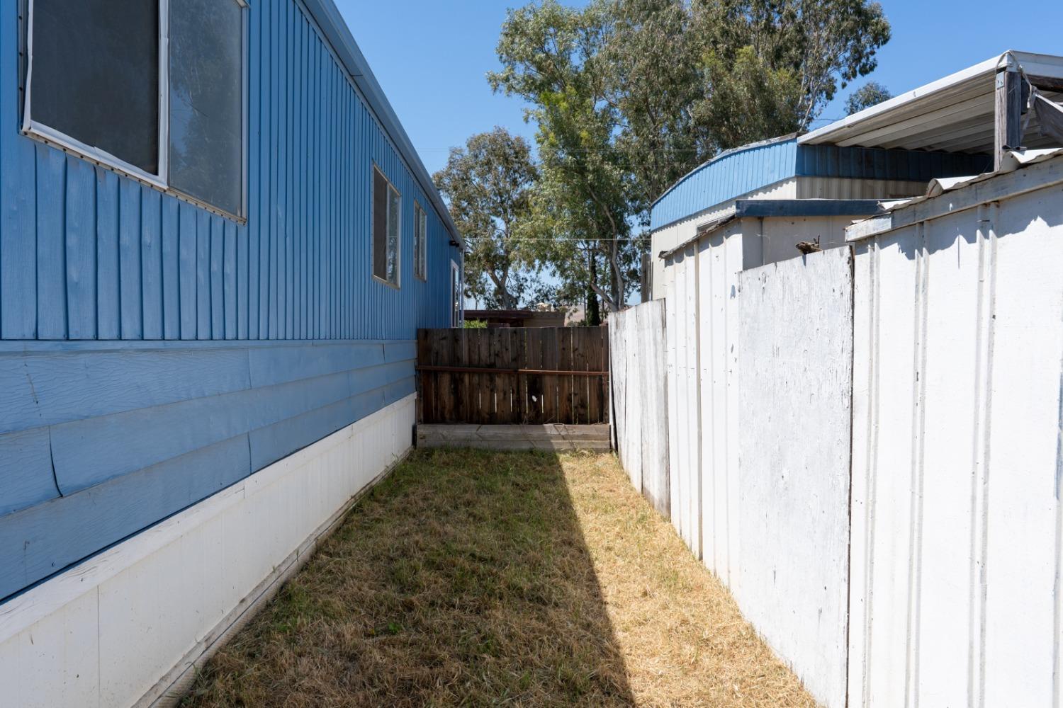 260 W Comet Road