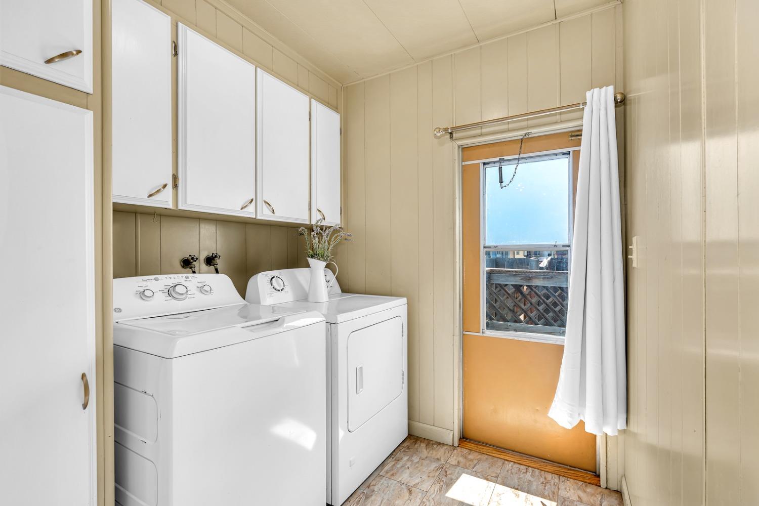 260 W Comet Road