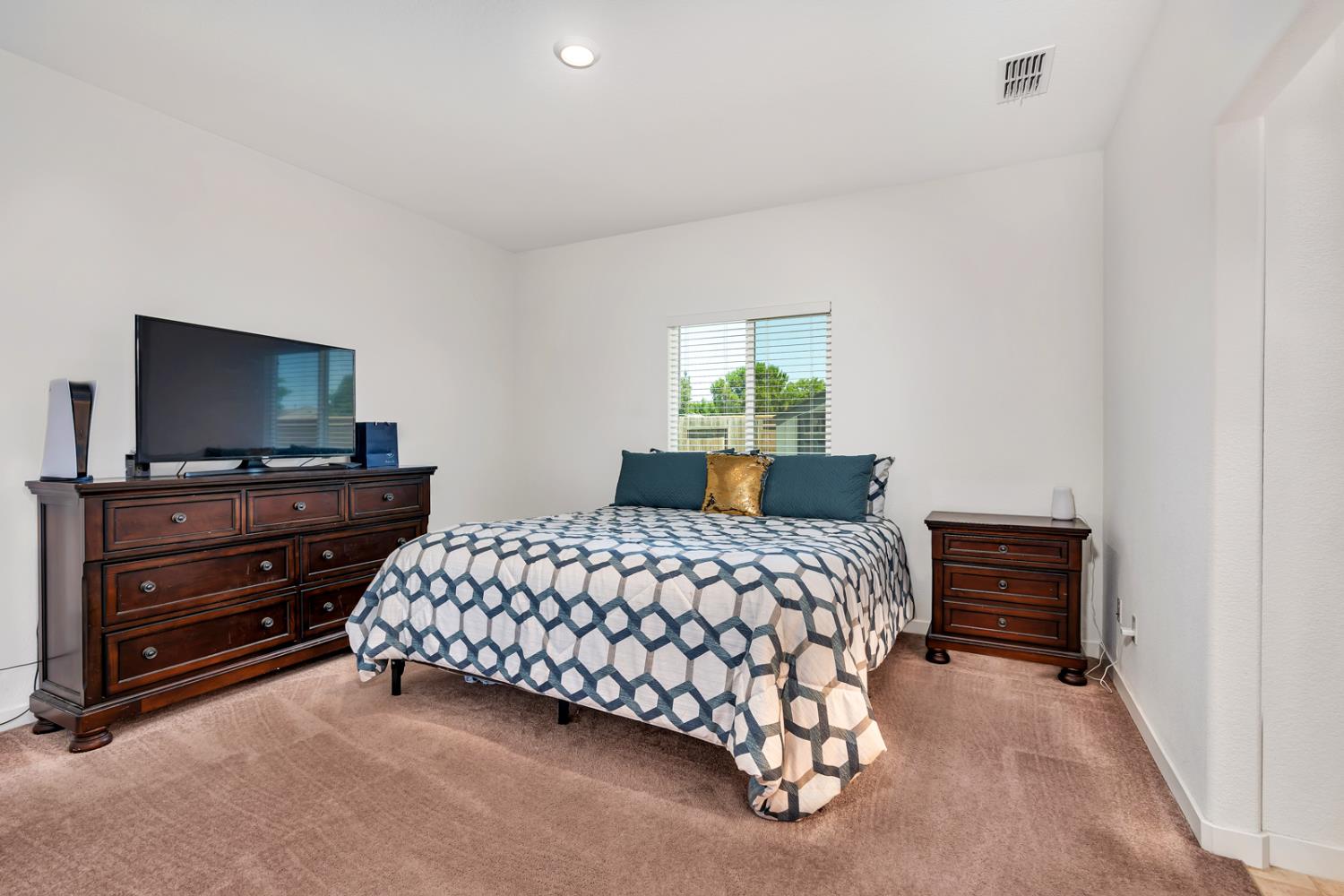 2070 Greenbriar Drive