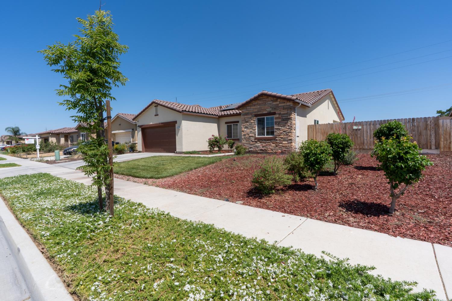 2070 Greenbriar Drive