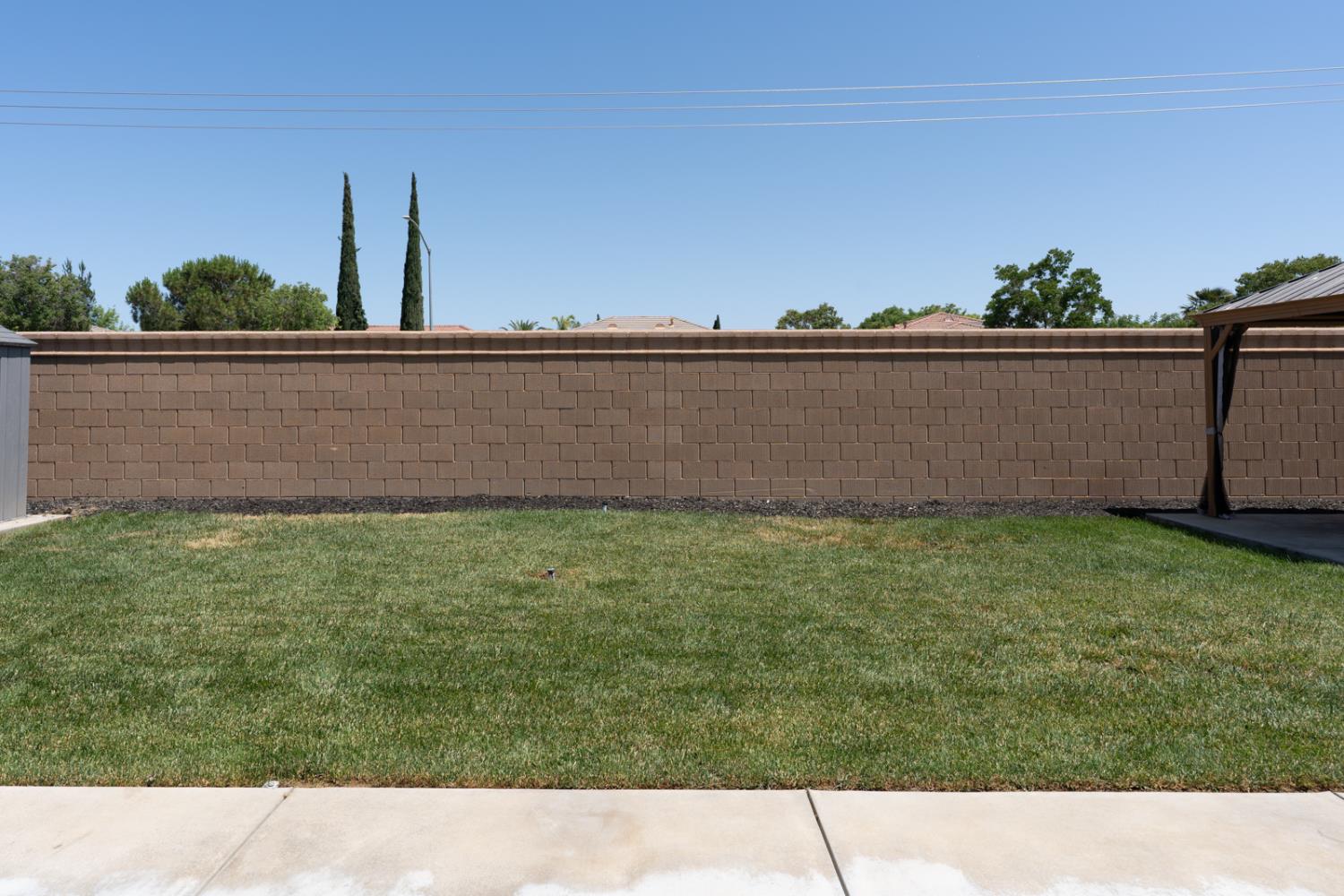 2070 Greenbriar Drive