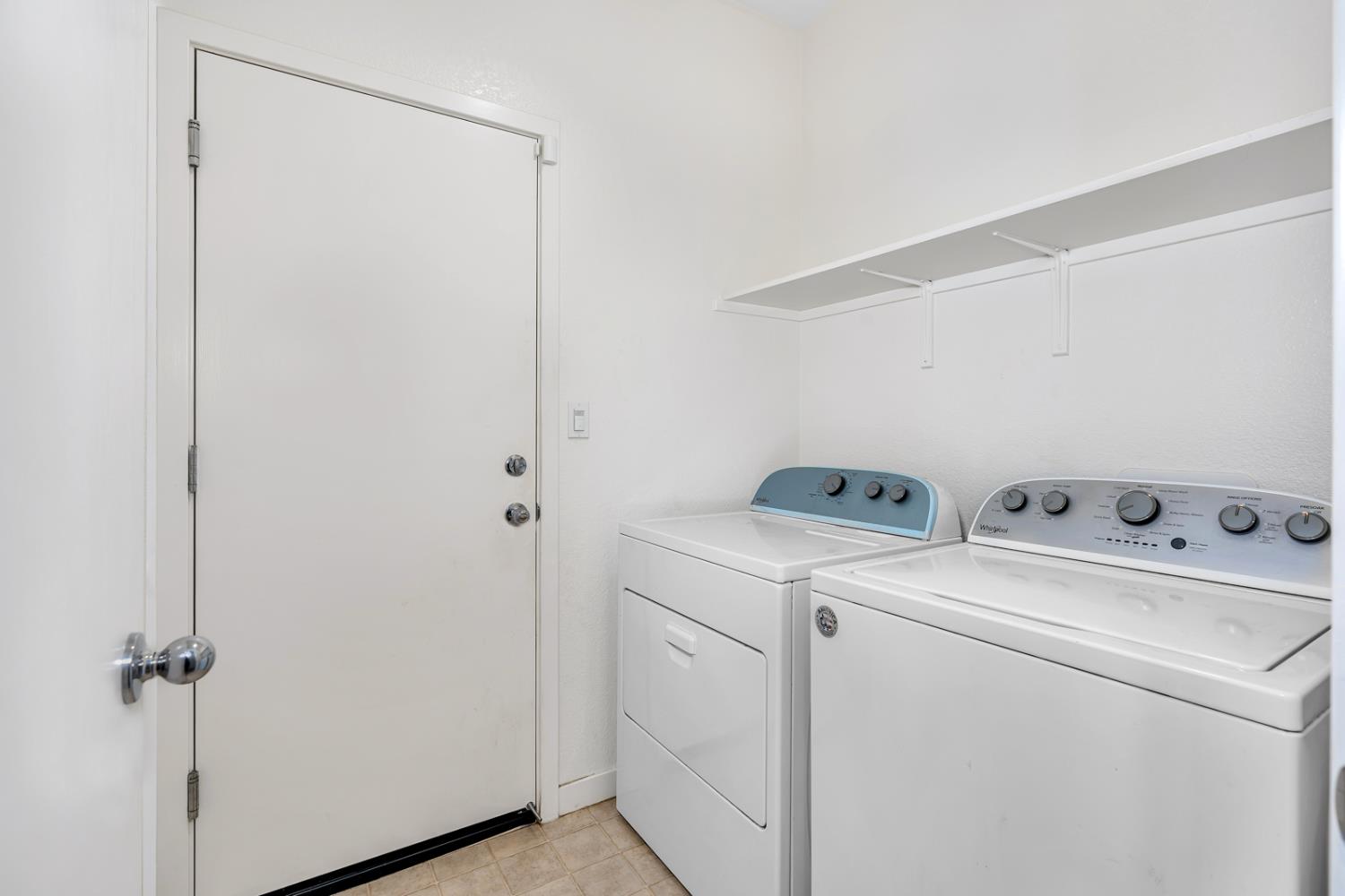 2070 Greenbriar Drive