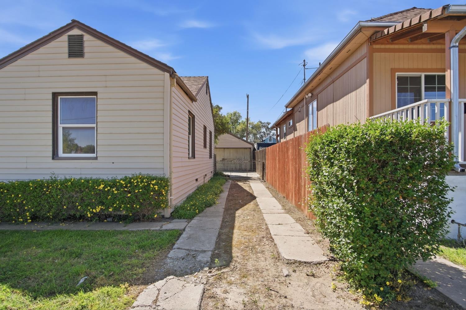 323 H Street