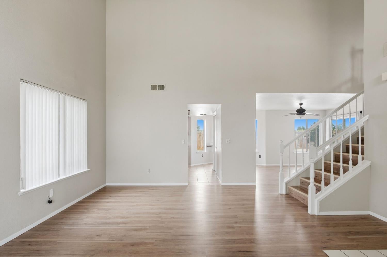 2526 Santos Street