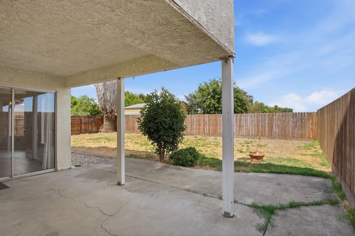 2526 Santos Street