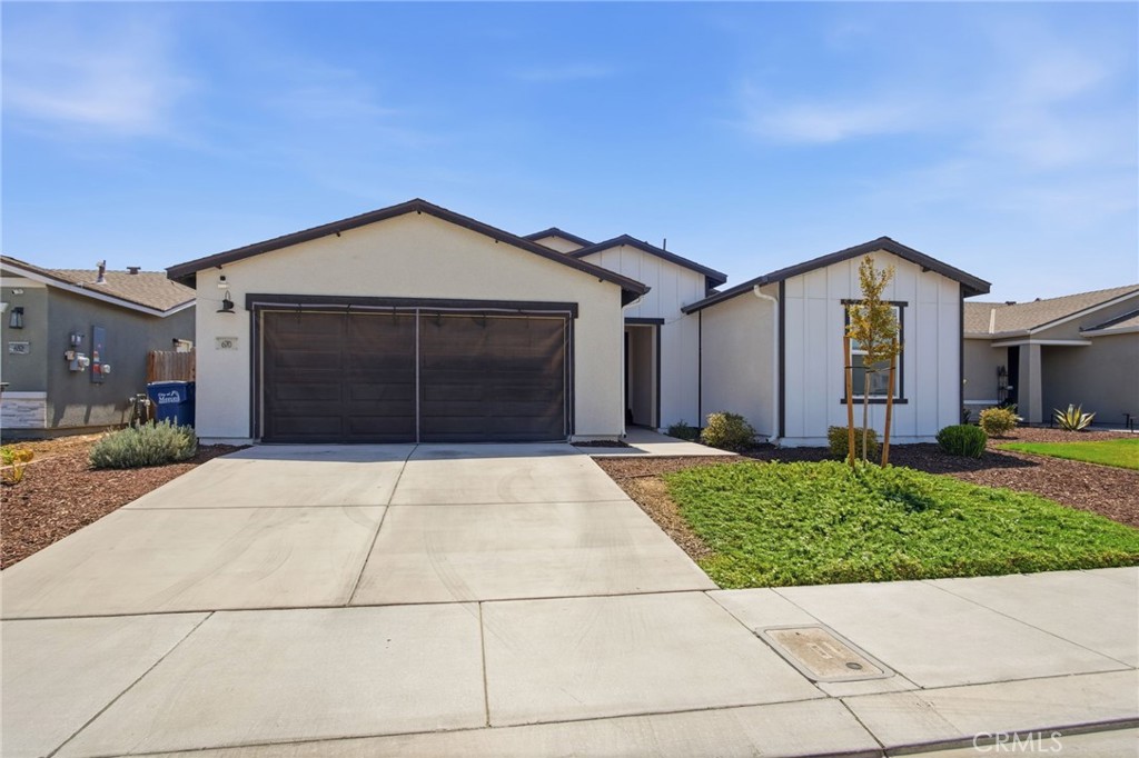 670 Elizabeth Court