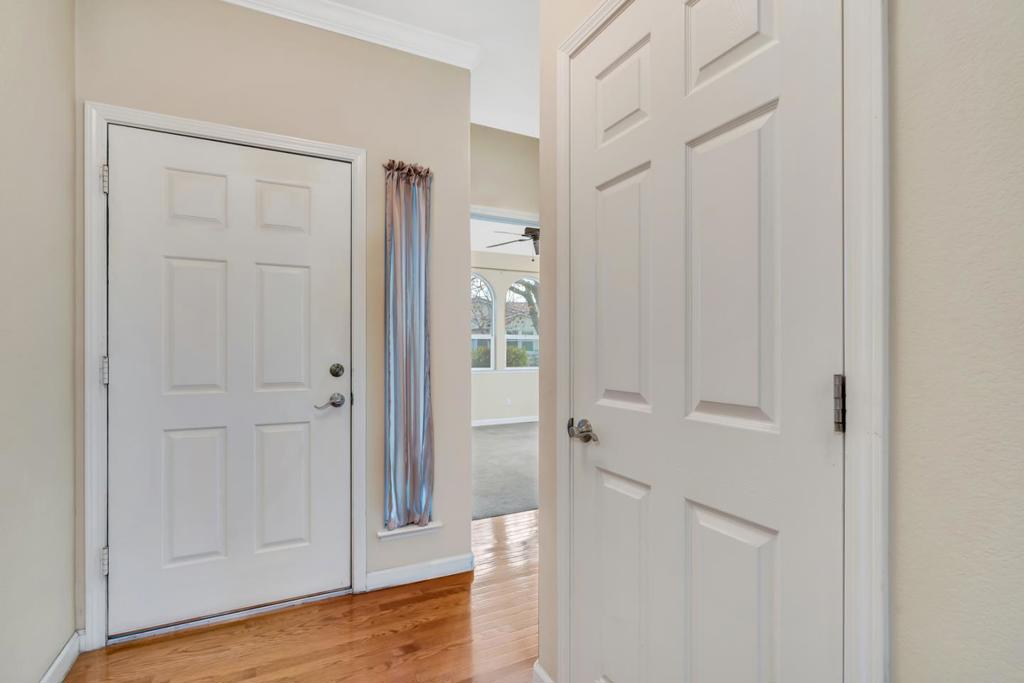 2934 Las Flores Circle