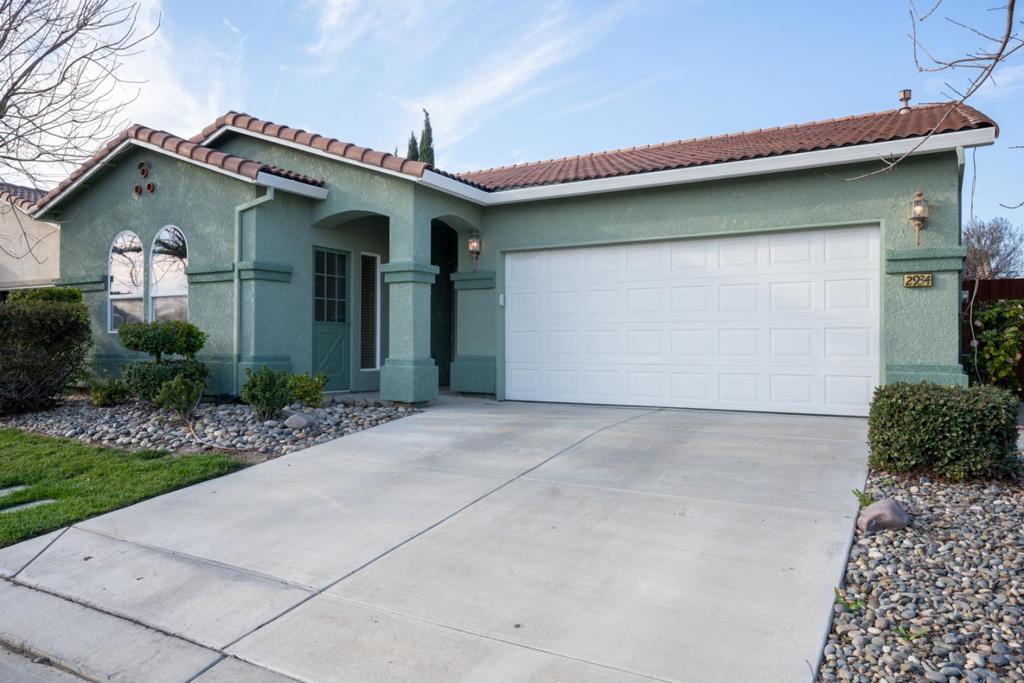 2934 Las Flores Circle