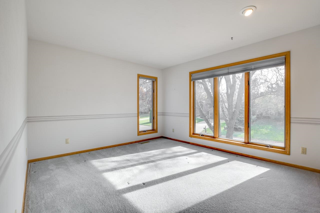 5888 Schumann Drive