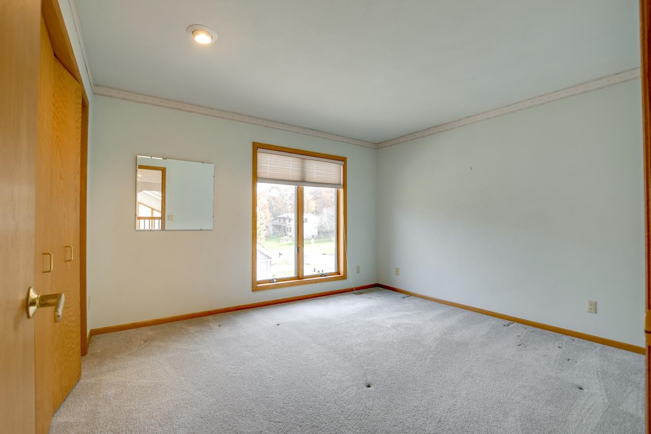 5888 Schumann Drive