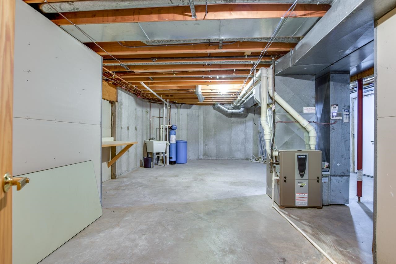 5888 Schumann Drive