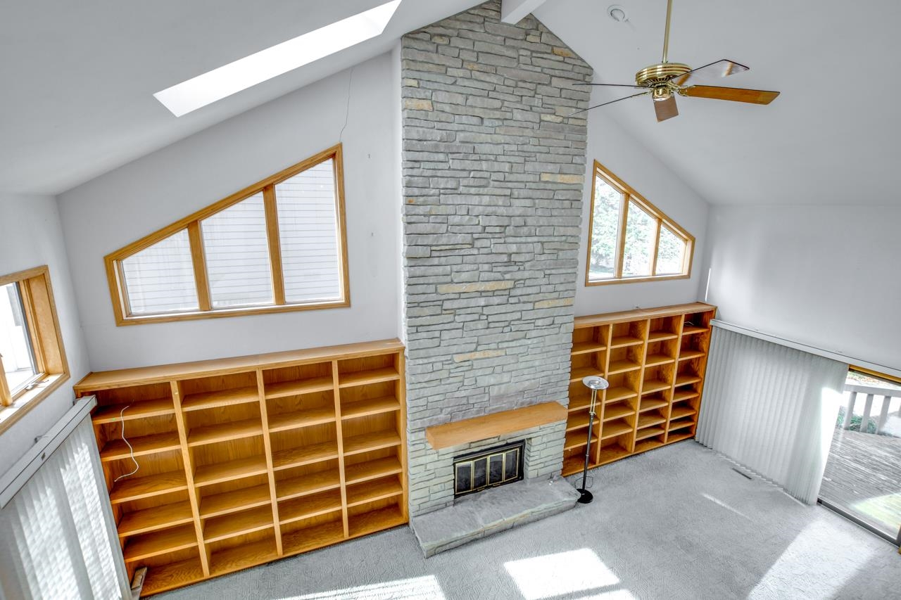 5888 Schumann Drive