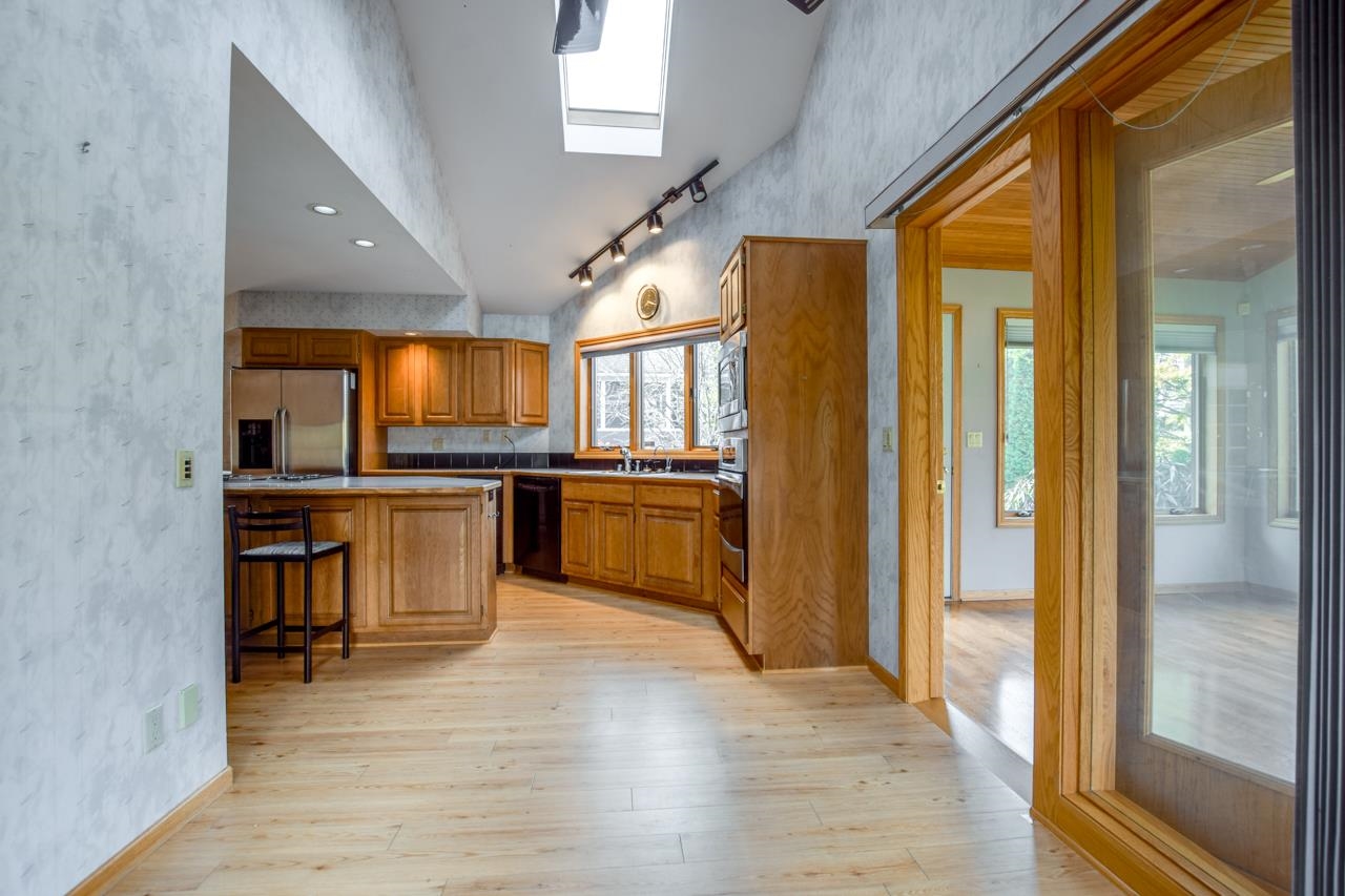 5888 Schumann Drive