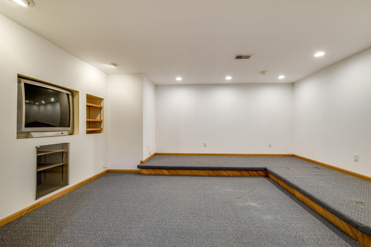 1 Ondossagon Court