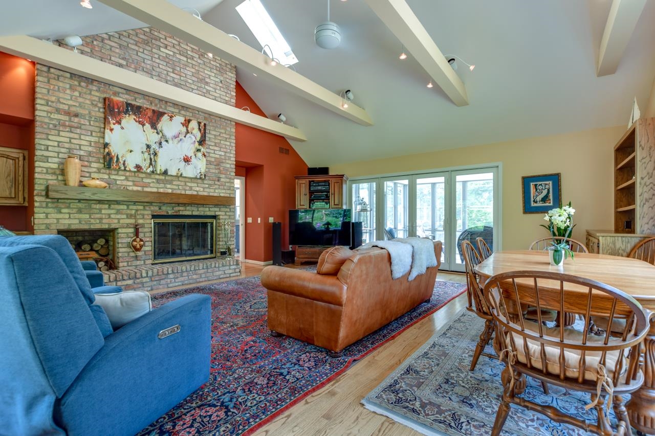 7724 Greenwood Road