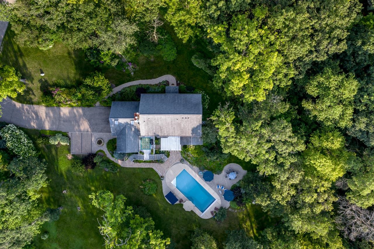 7724 Greenwood Road