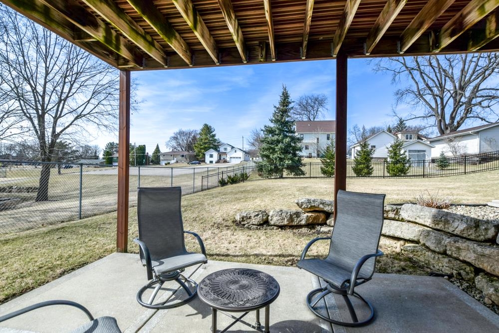 2813 Military Road