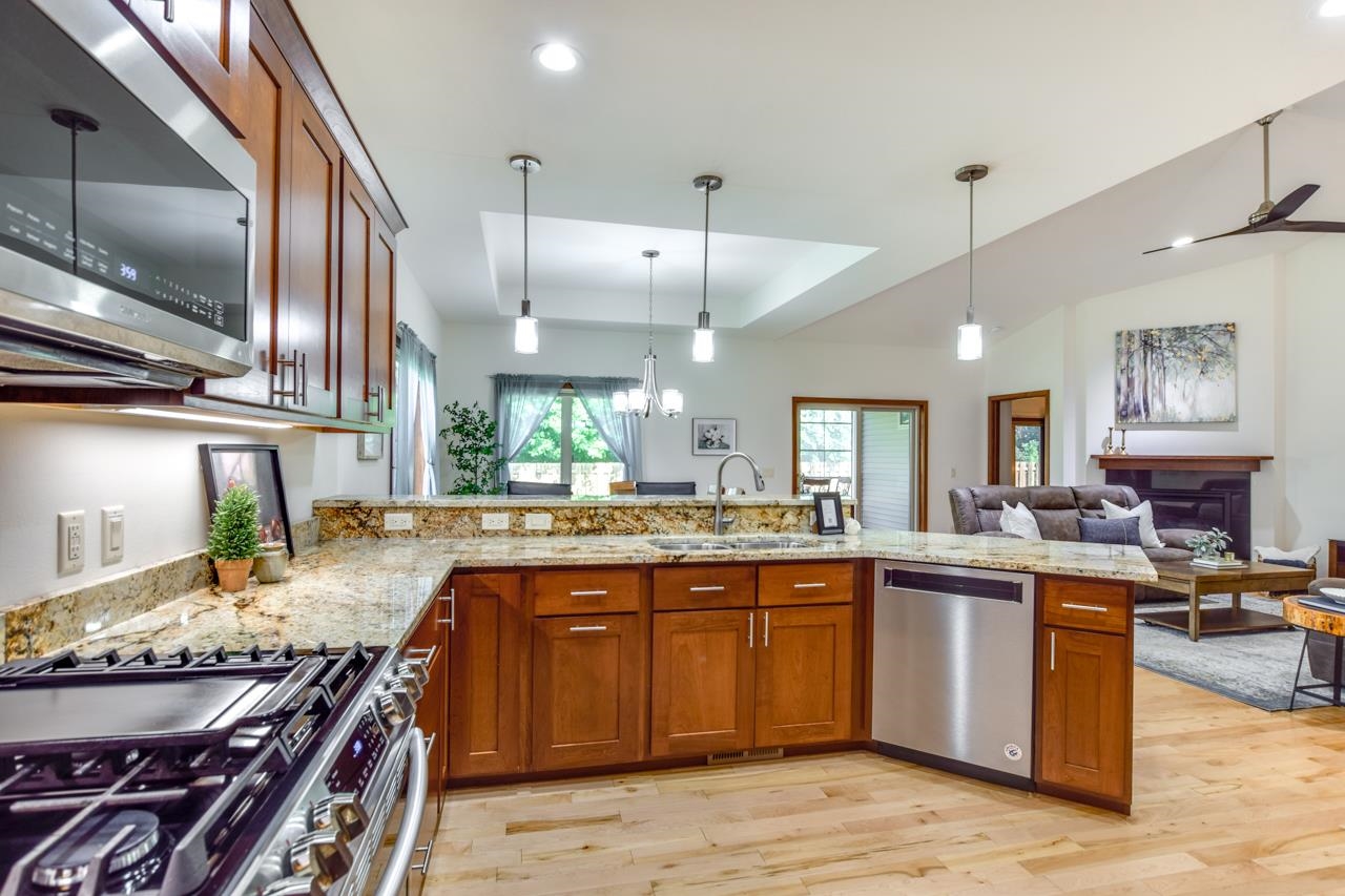 6892 Tuscan Ridge Circle