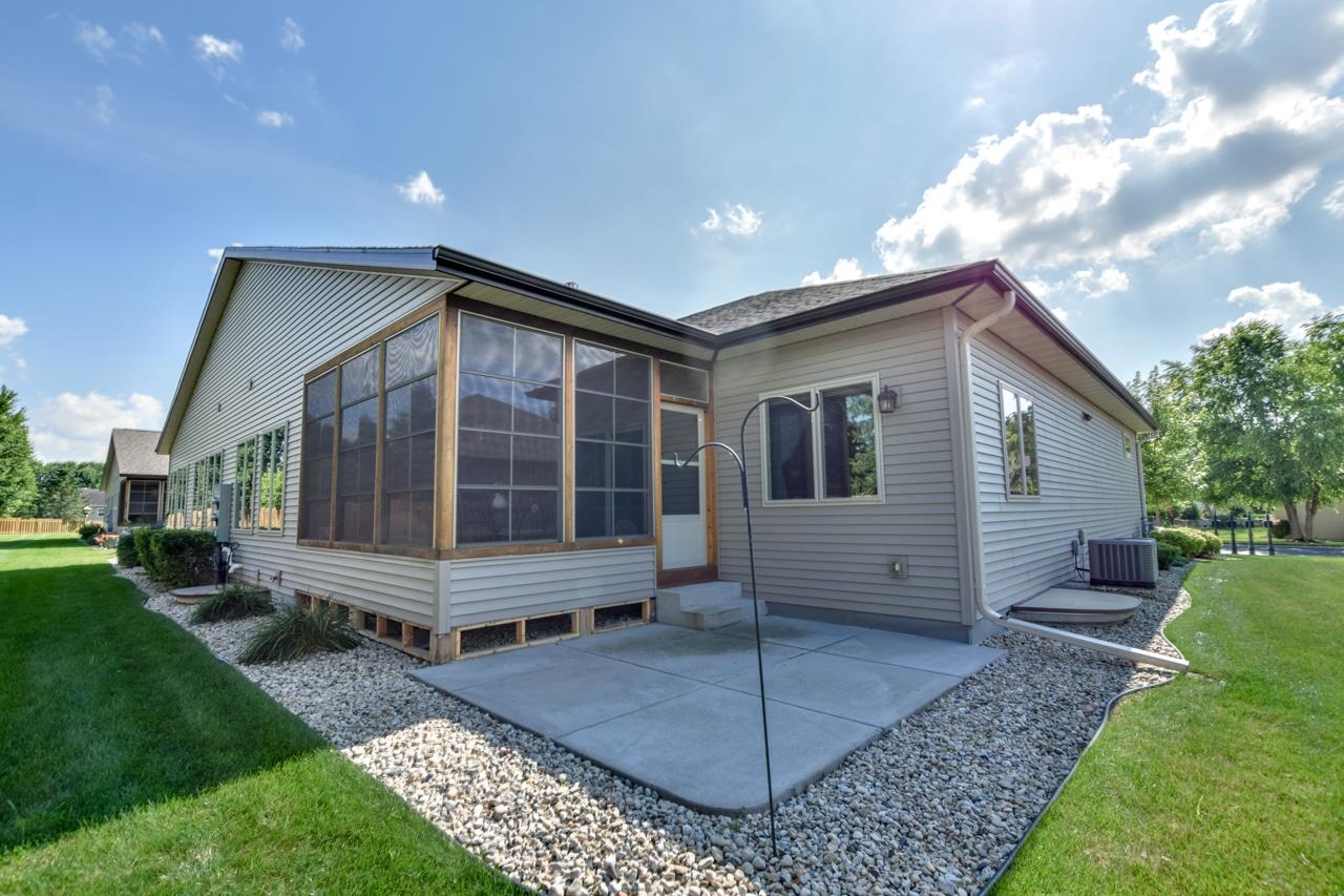 6892 Tuscan Ridge Circle