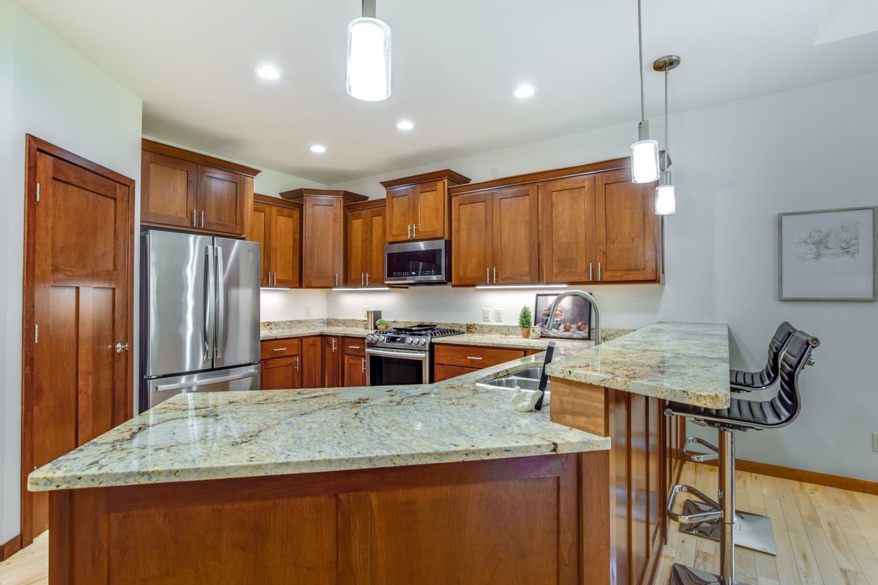6892 Tuscan Ridge Circle