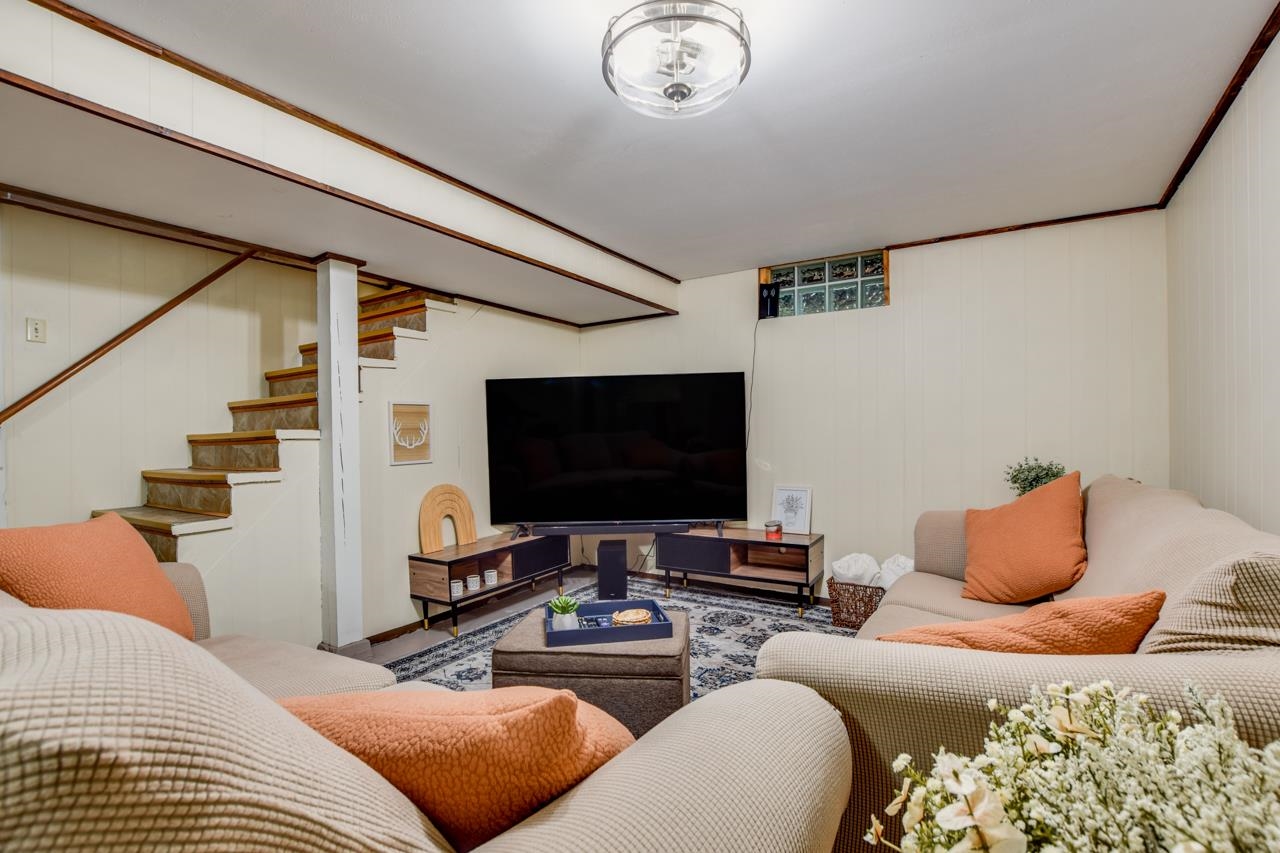 4329 Doncaster Drive