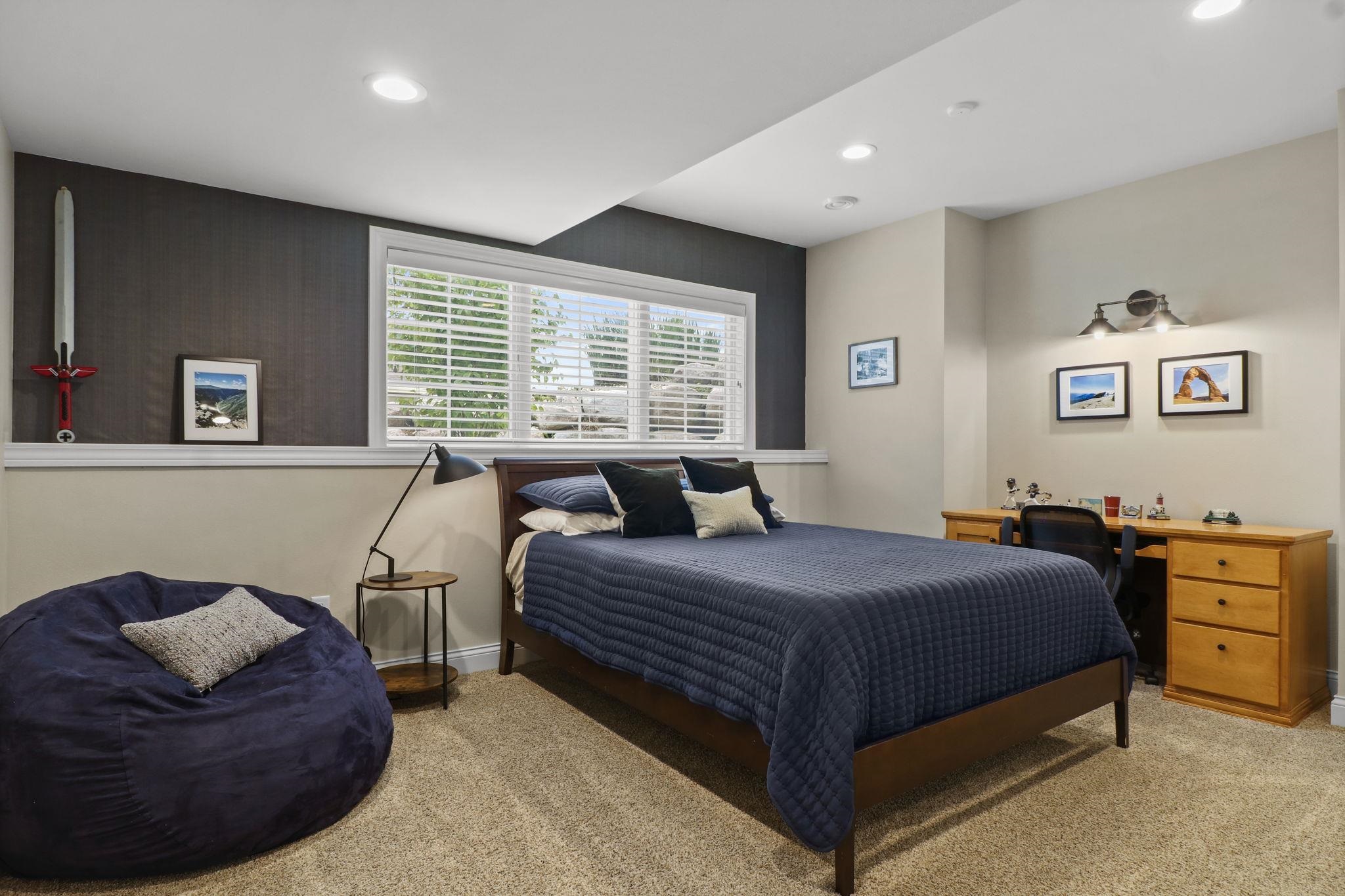 9801 Shadow Ridge Trail