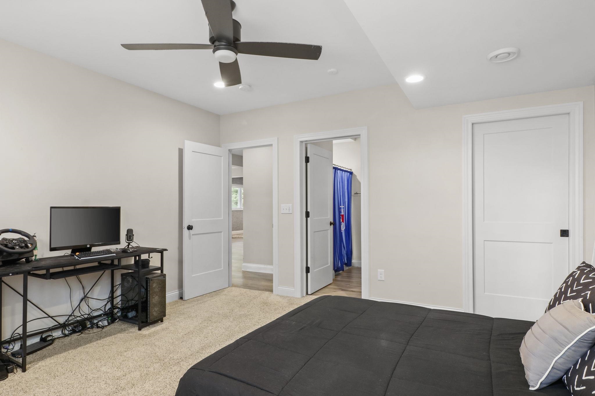 9801 Shadow Ridge Trail