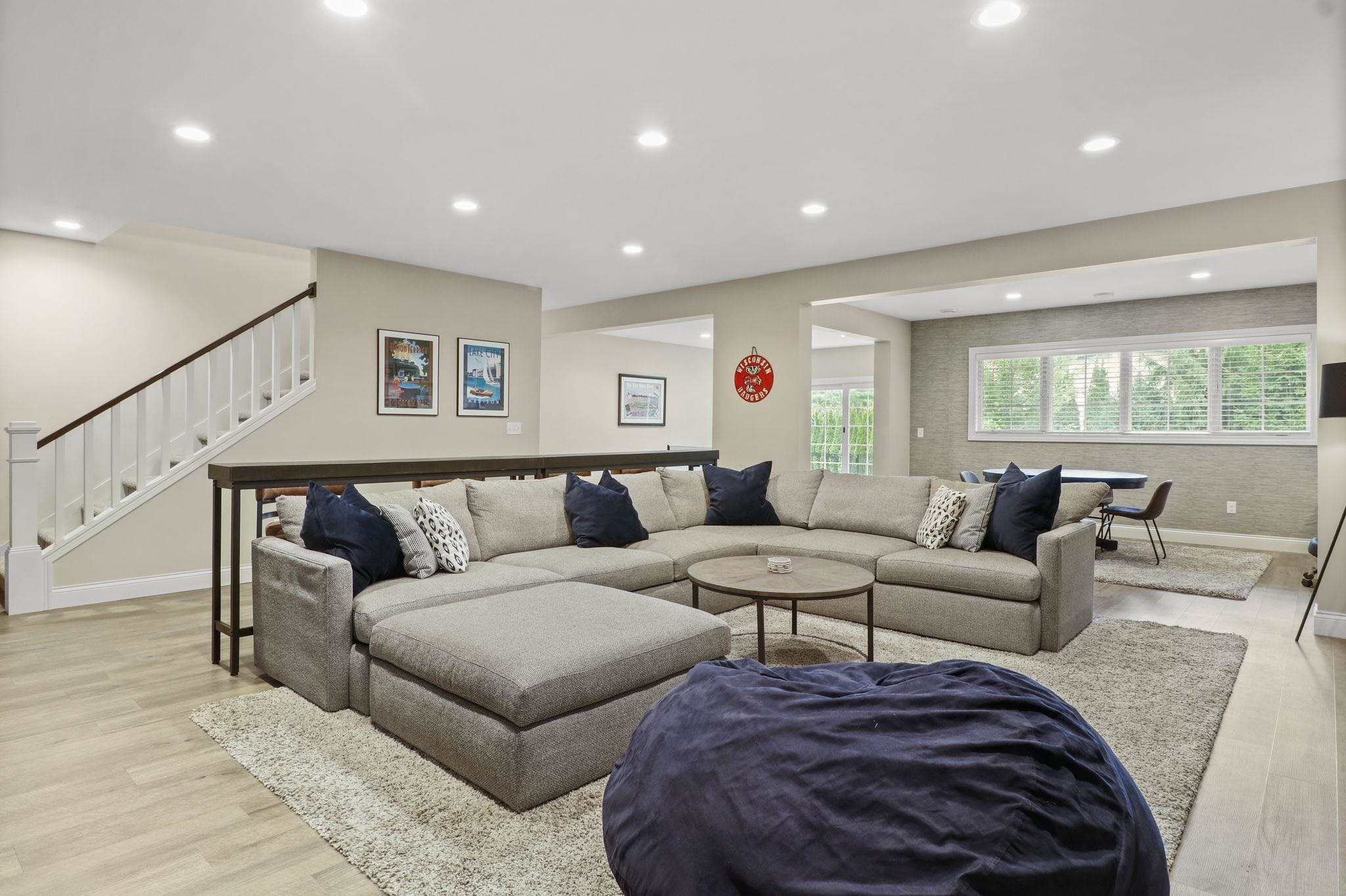 9801 Shadow Ridge Trail