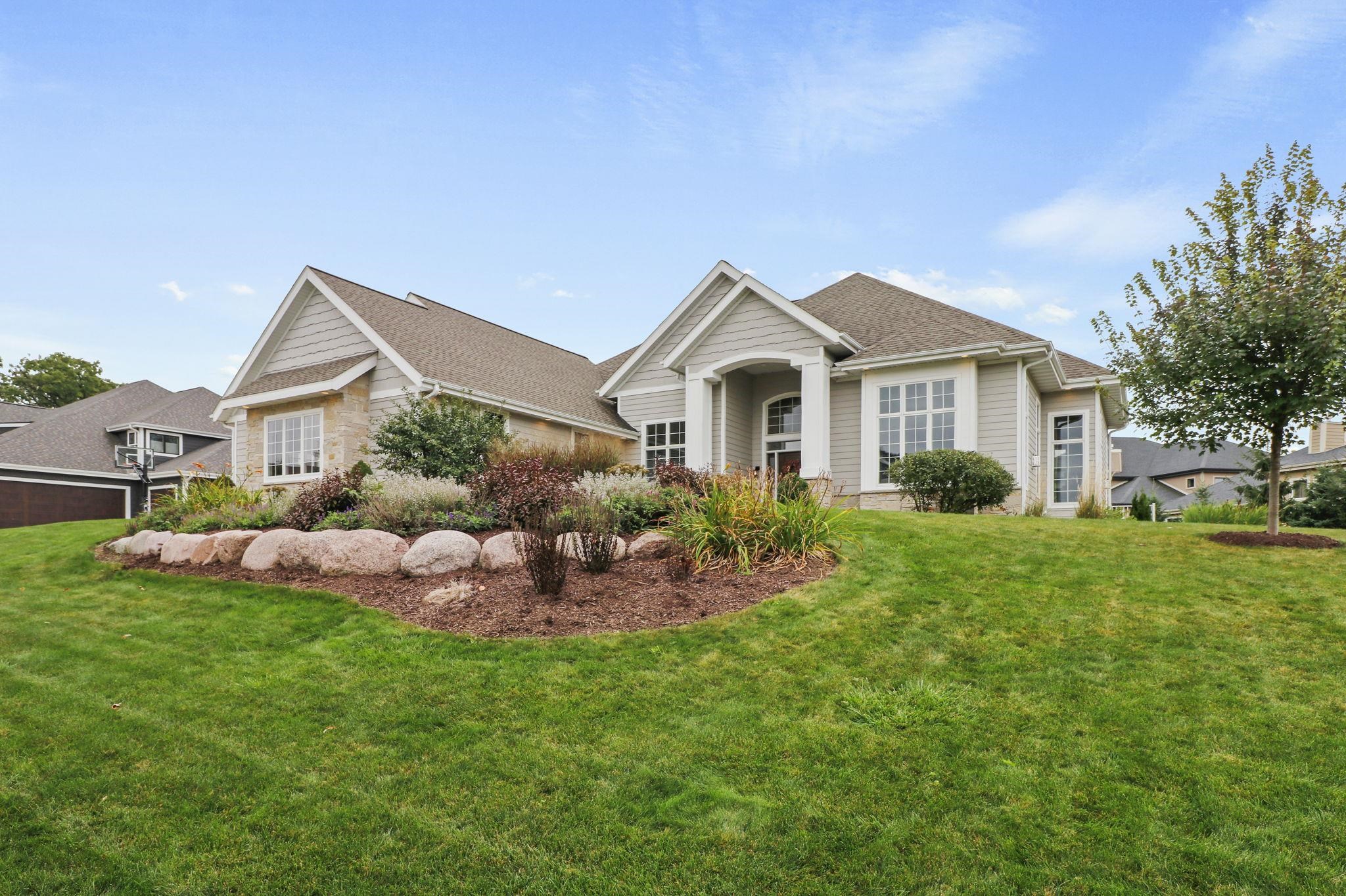 9801 Shadow Ridge Trail