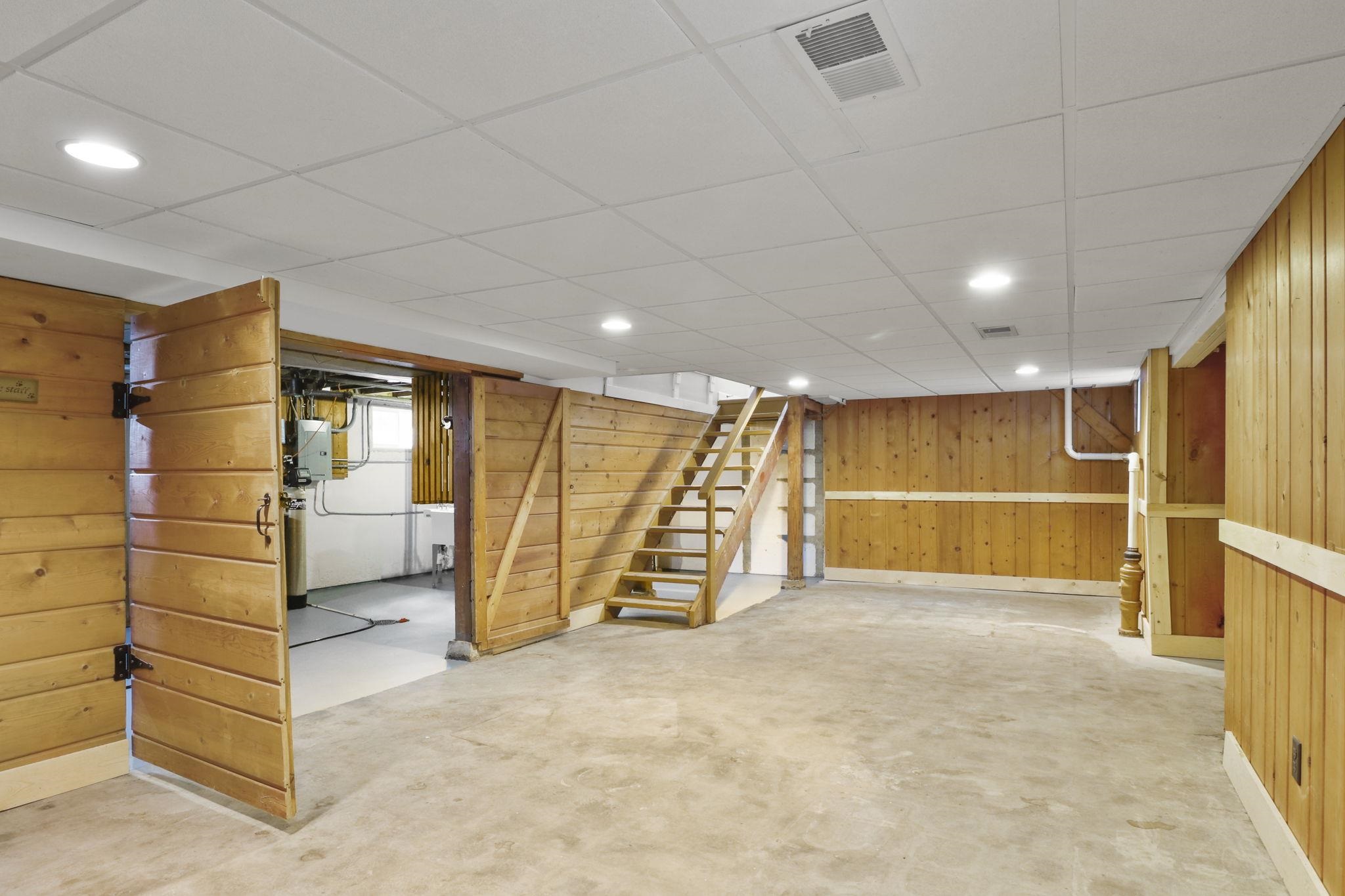 37 S Hillside Terrace