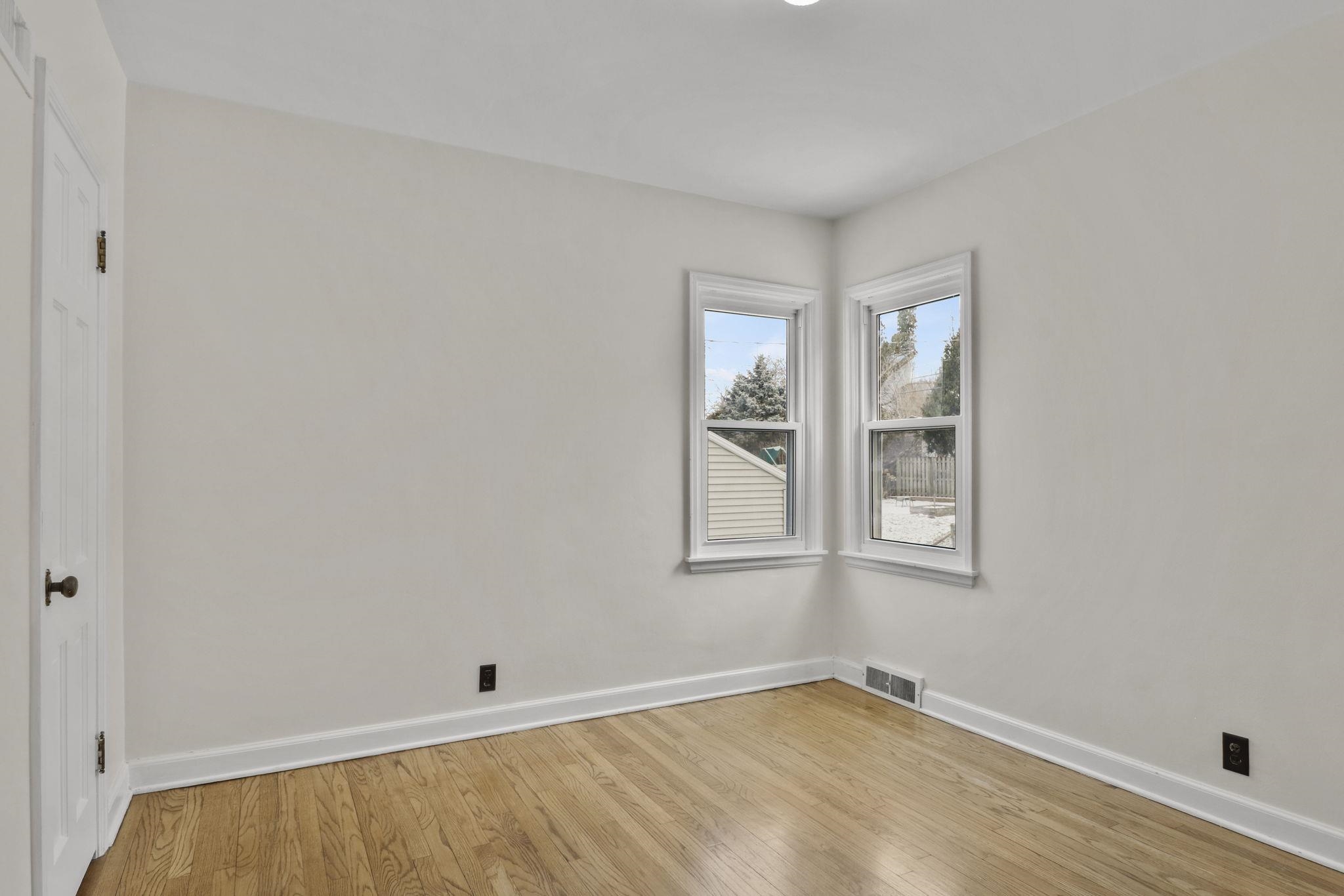 37 S Hillside Terrace