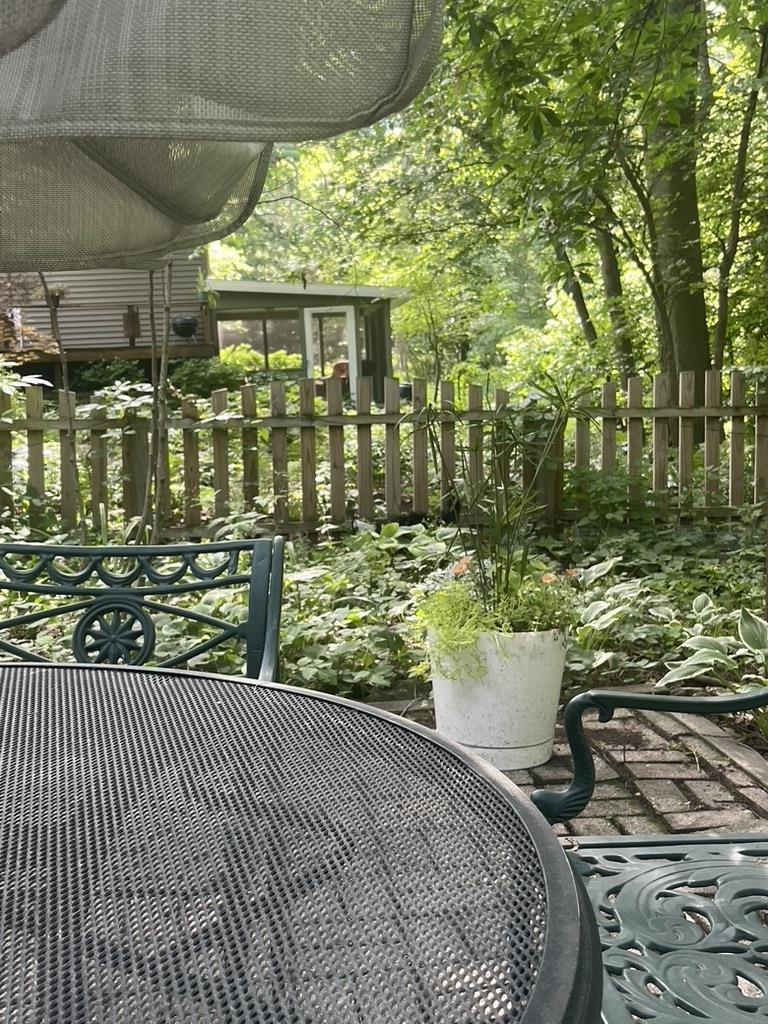 4329 Hillcrest Drive