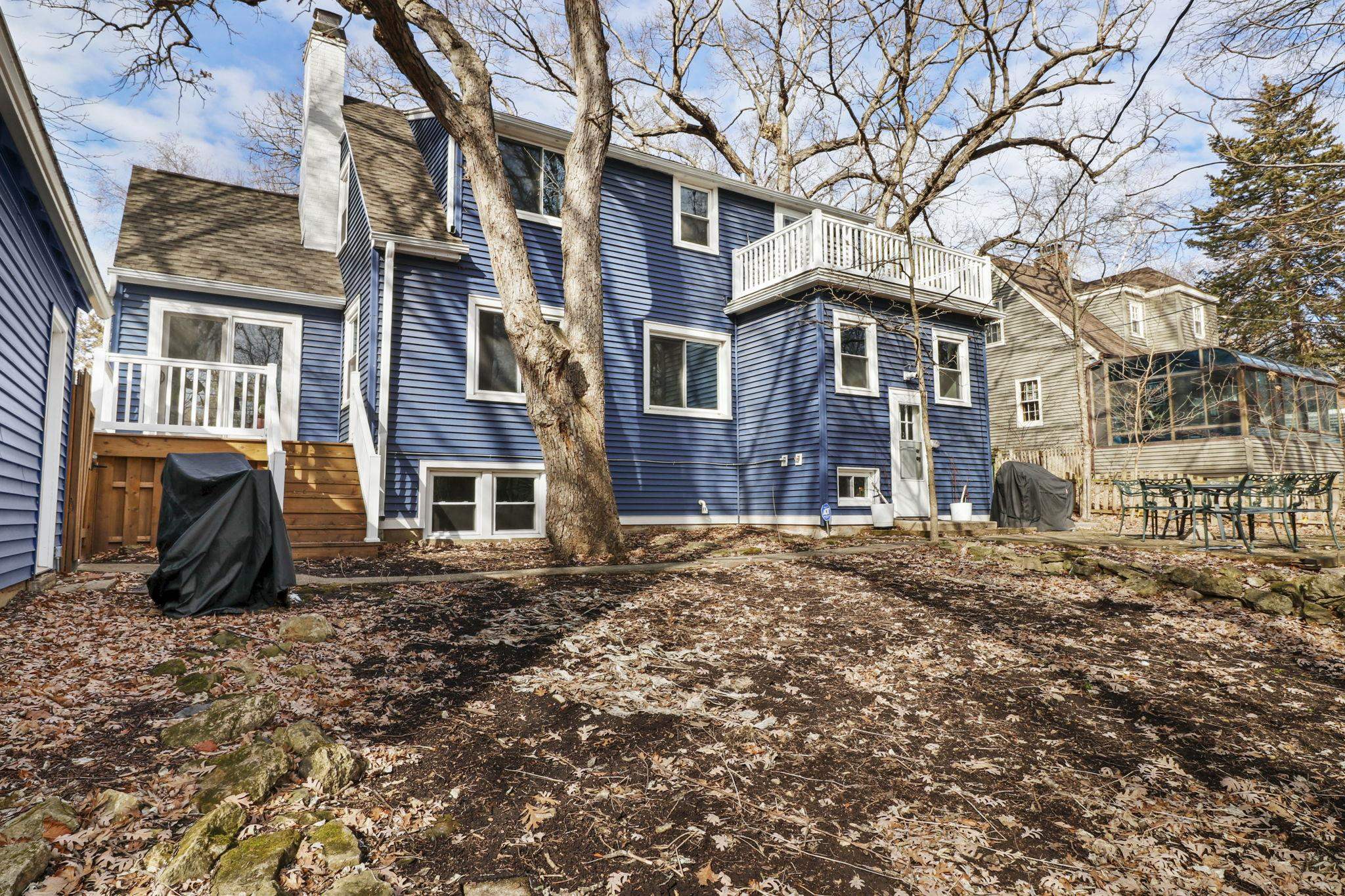 4329 Hillcrest Drive