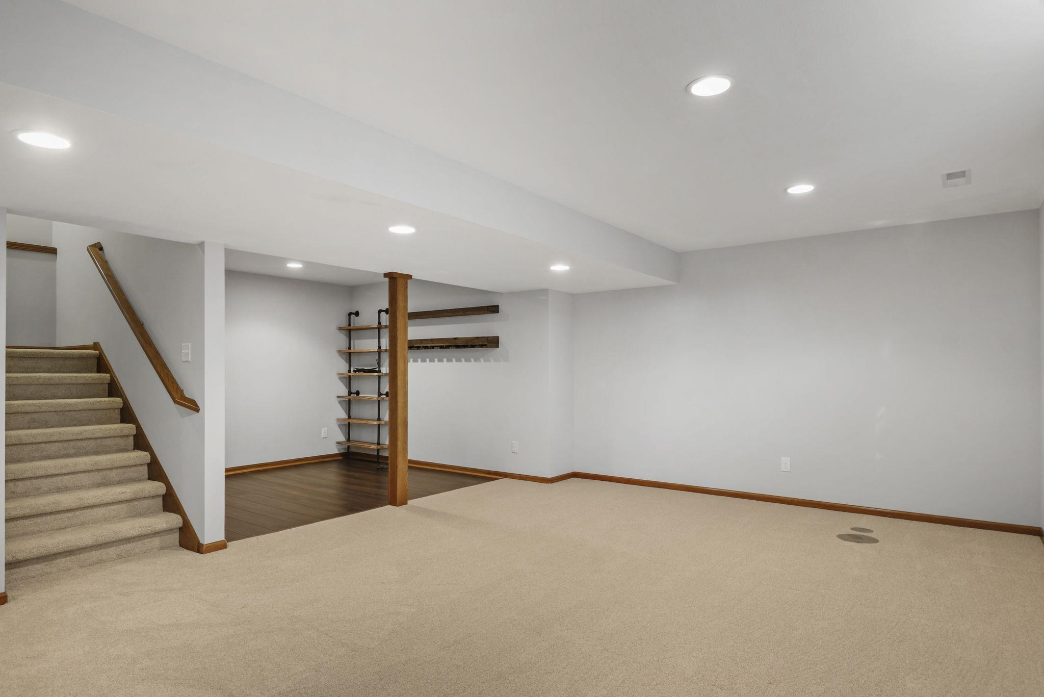 260 S Goldenrod Drive
