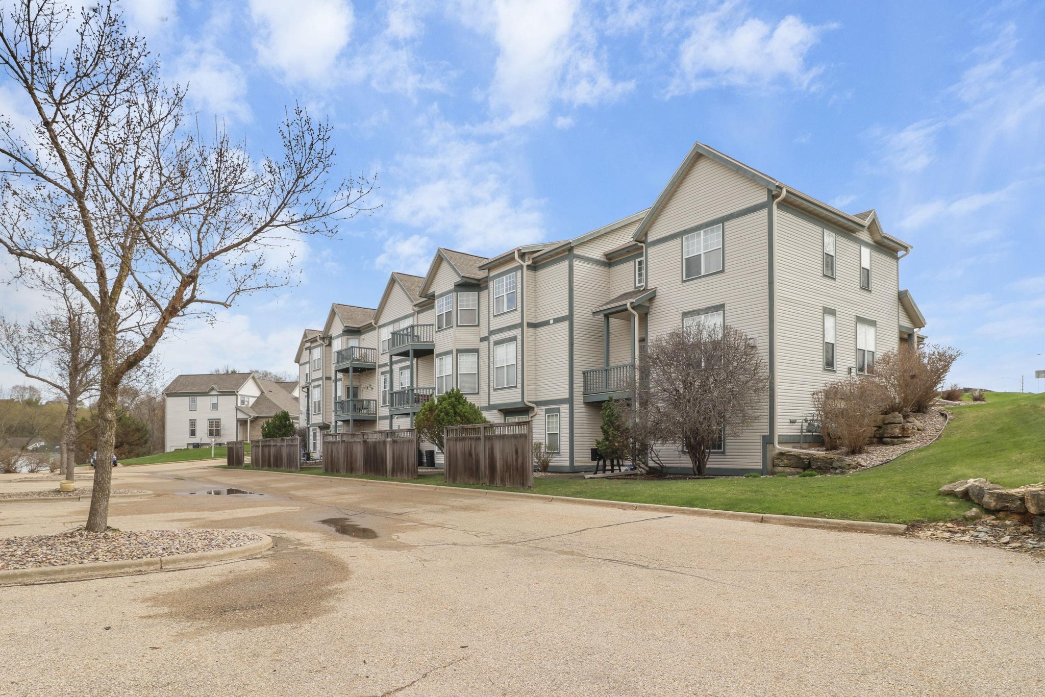 3130 Dorchester Way 4