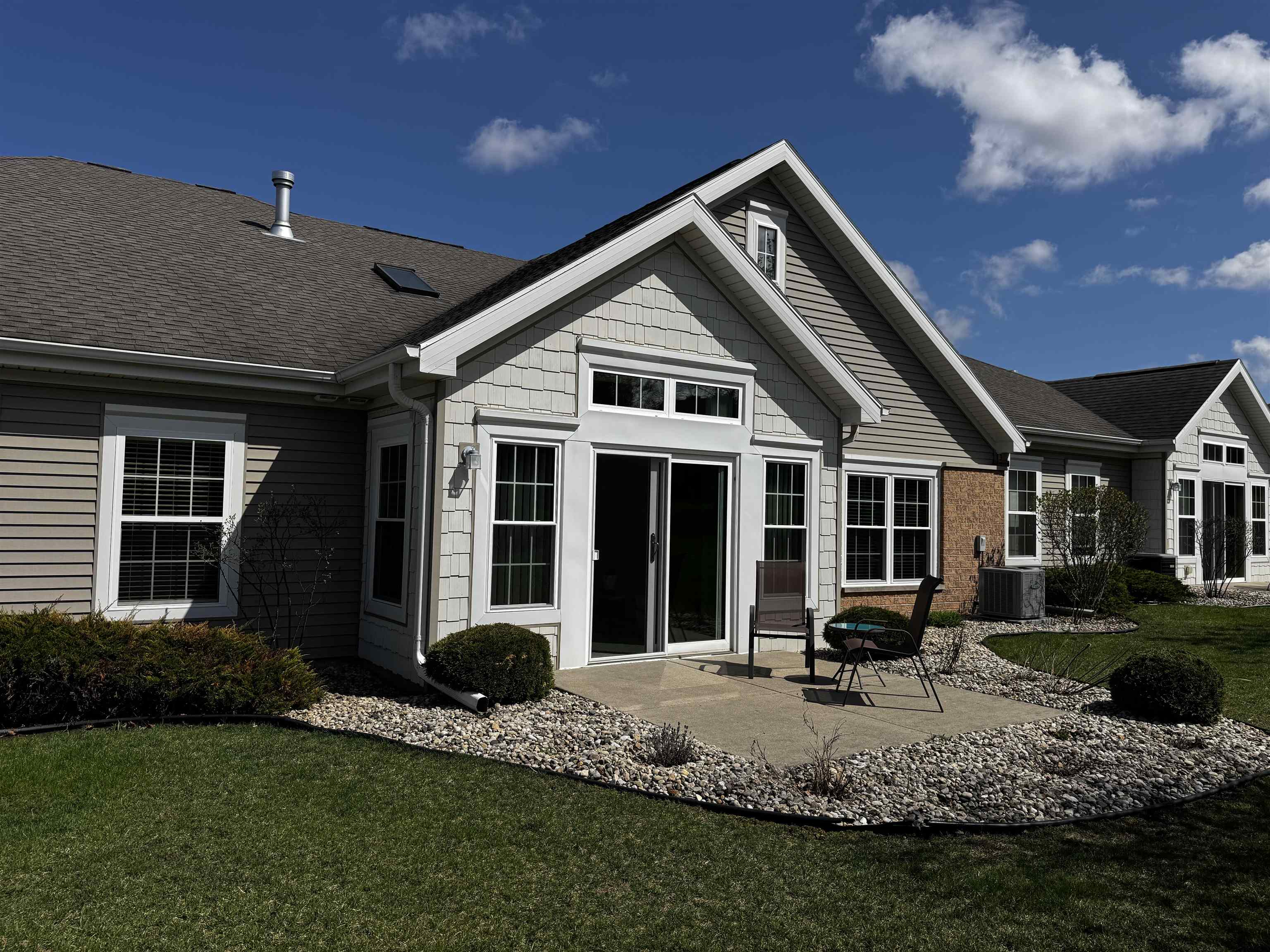 77 Northlight Way 35