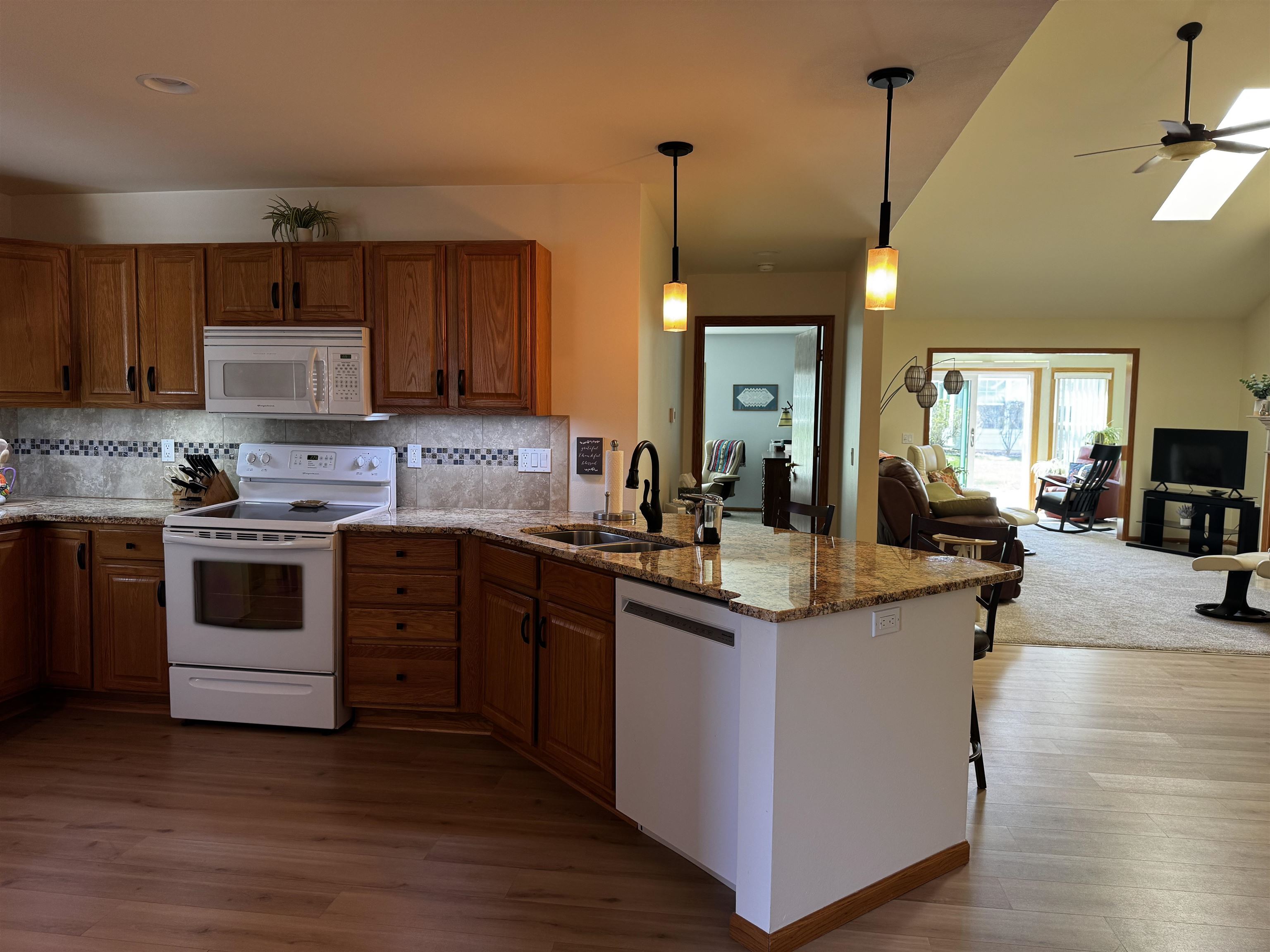 77 Northlight Way 35