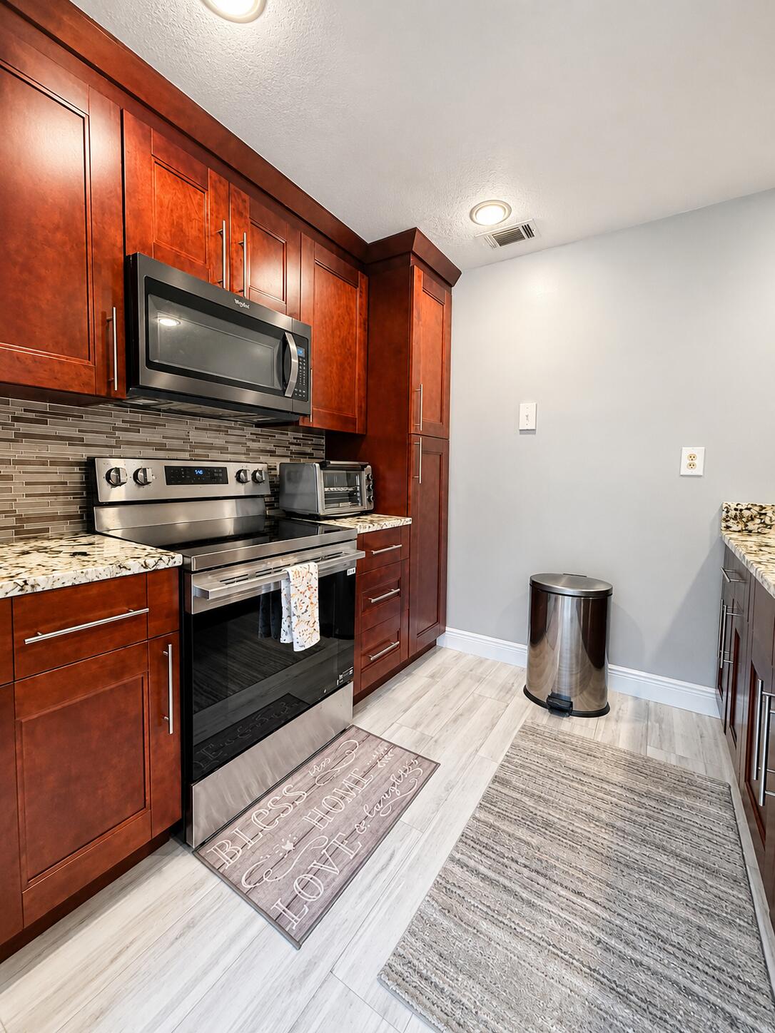 3455 NW 47th Avenue 31108