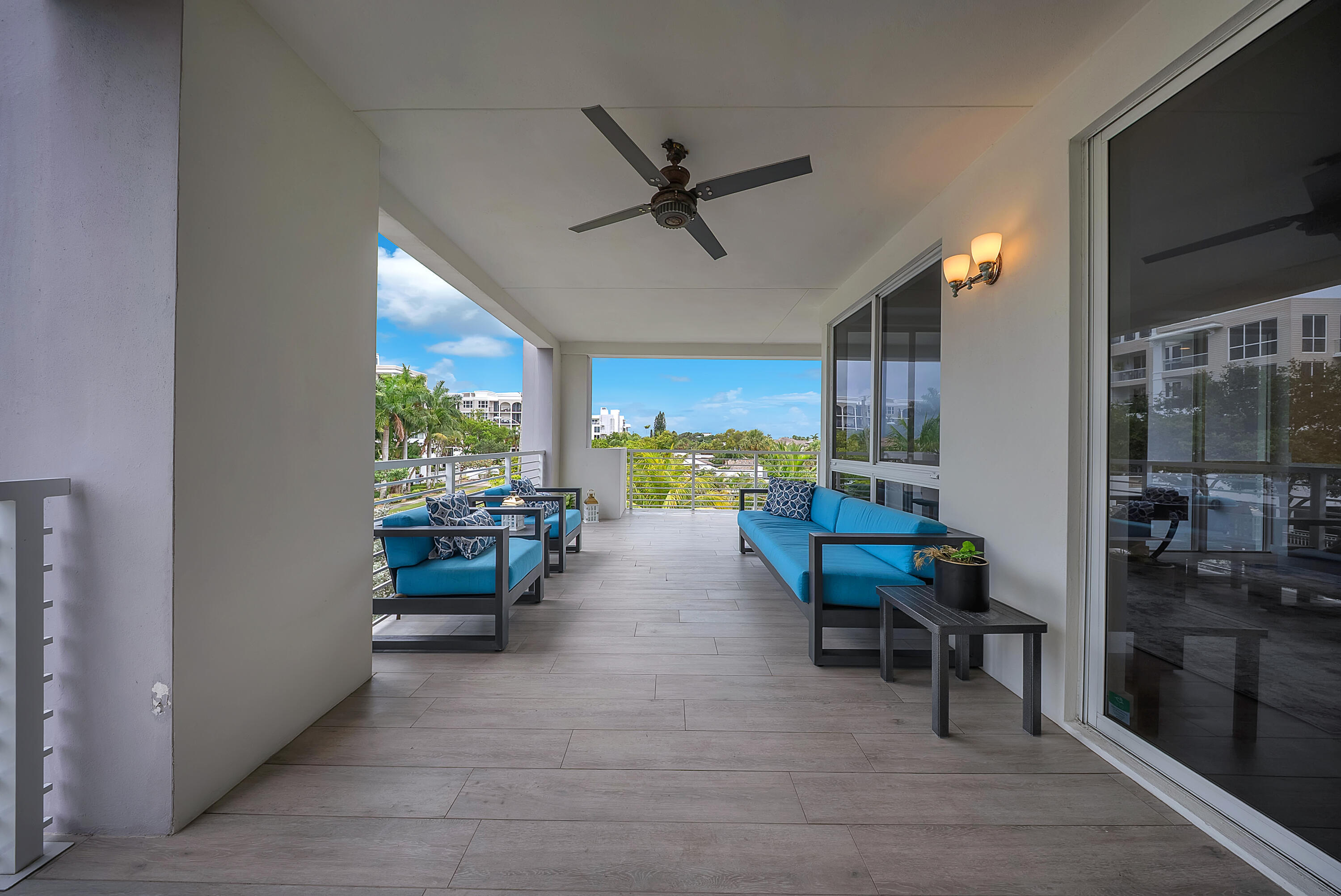 51 SE 19th Avenue 303