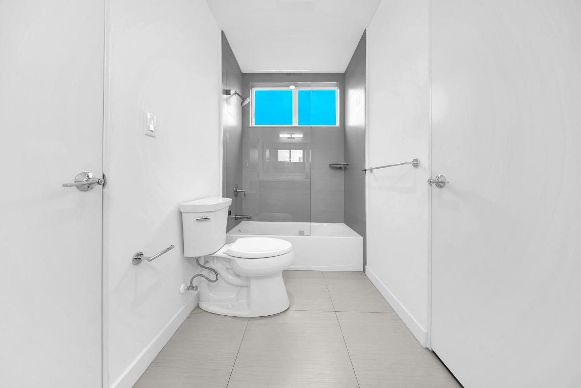 51 Se 19th Avenue 303