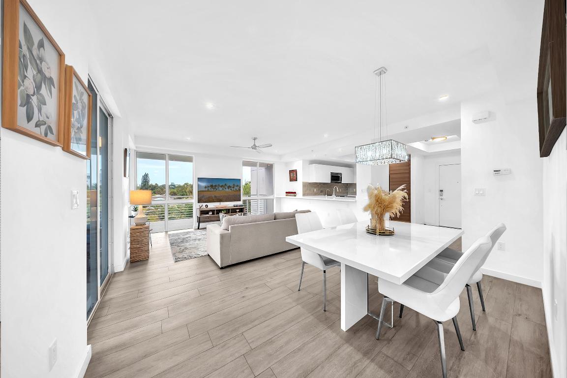 51 Se 19th Avenue 303