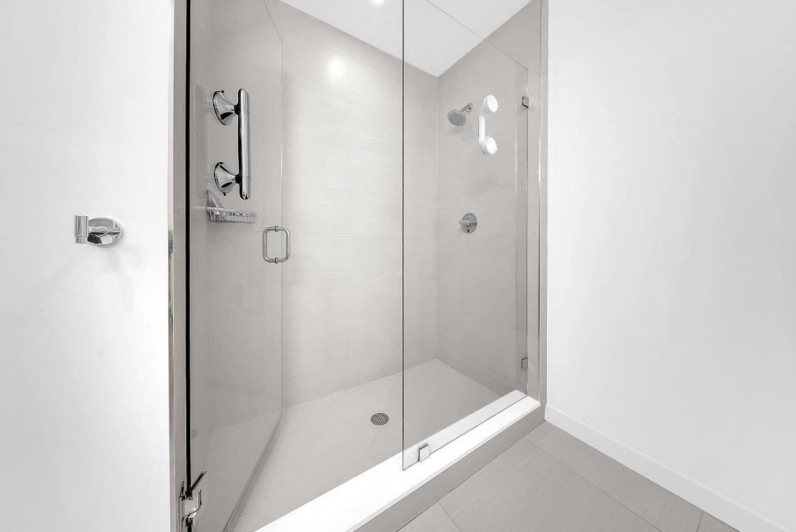 51 Se 19th Avenue 303