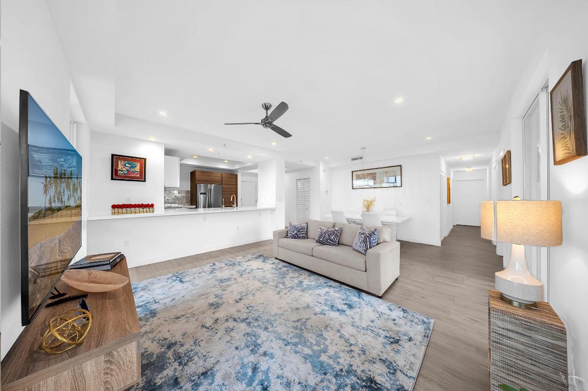 51 Se 19th Avenue 303