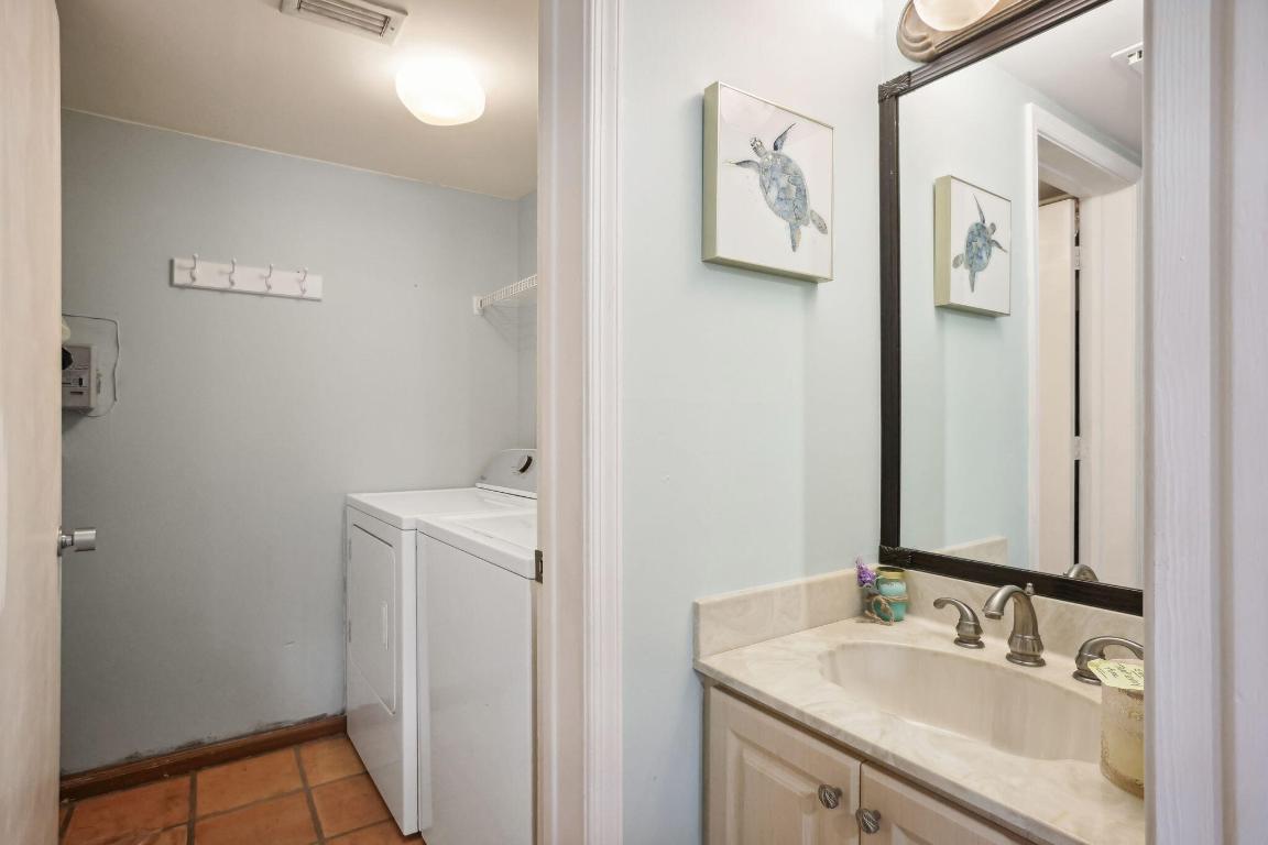 1251 S Federal Hwy Highway