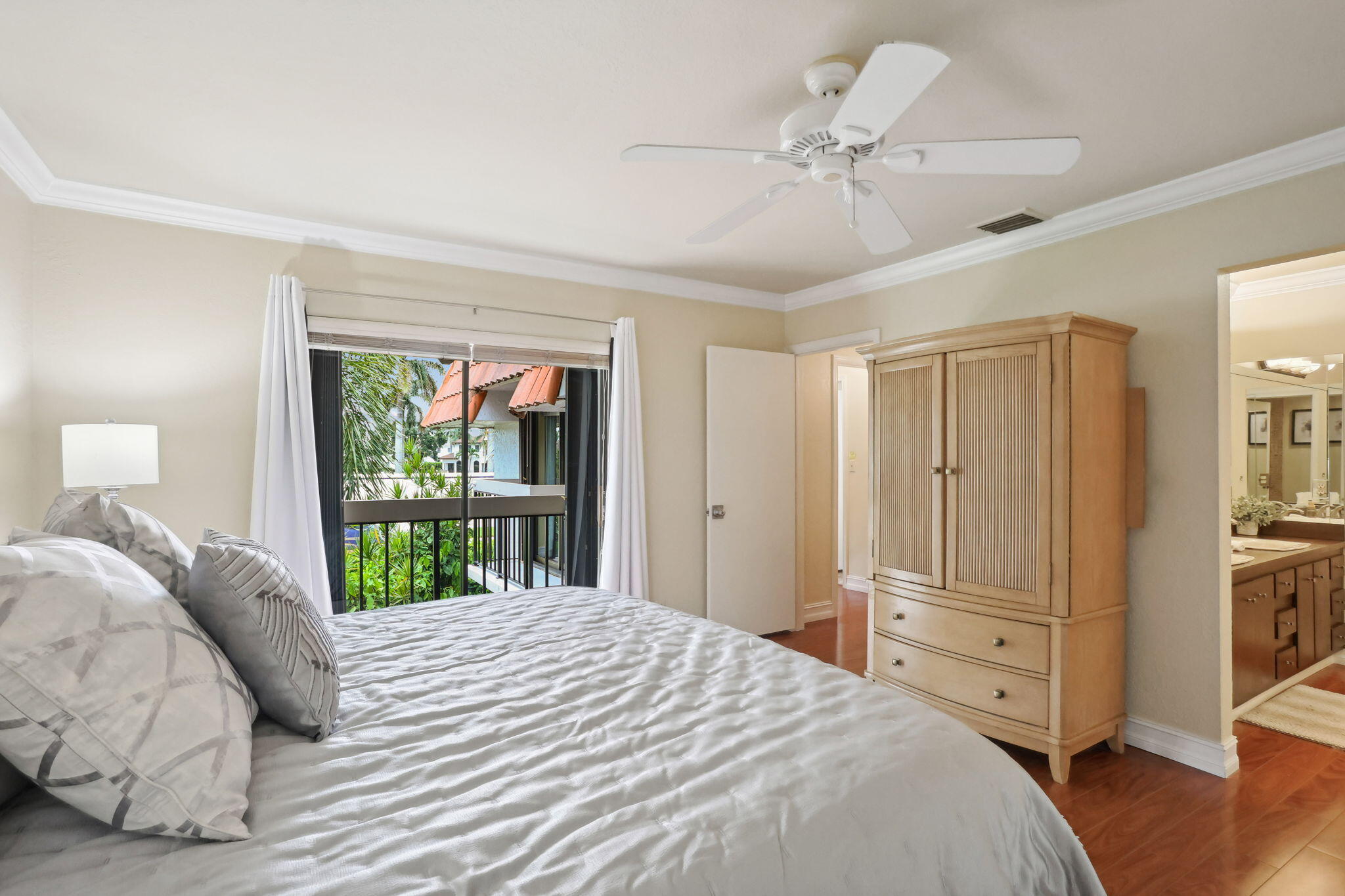 1251 S Federal Hwy Highway