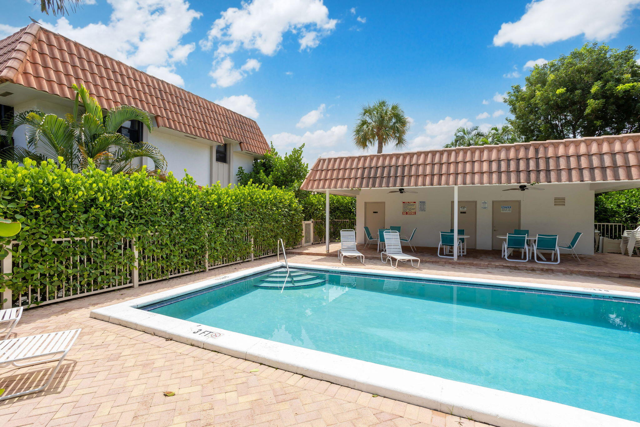 1251 S Federal Hwy Highway