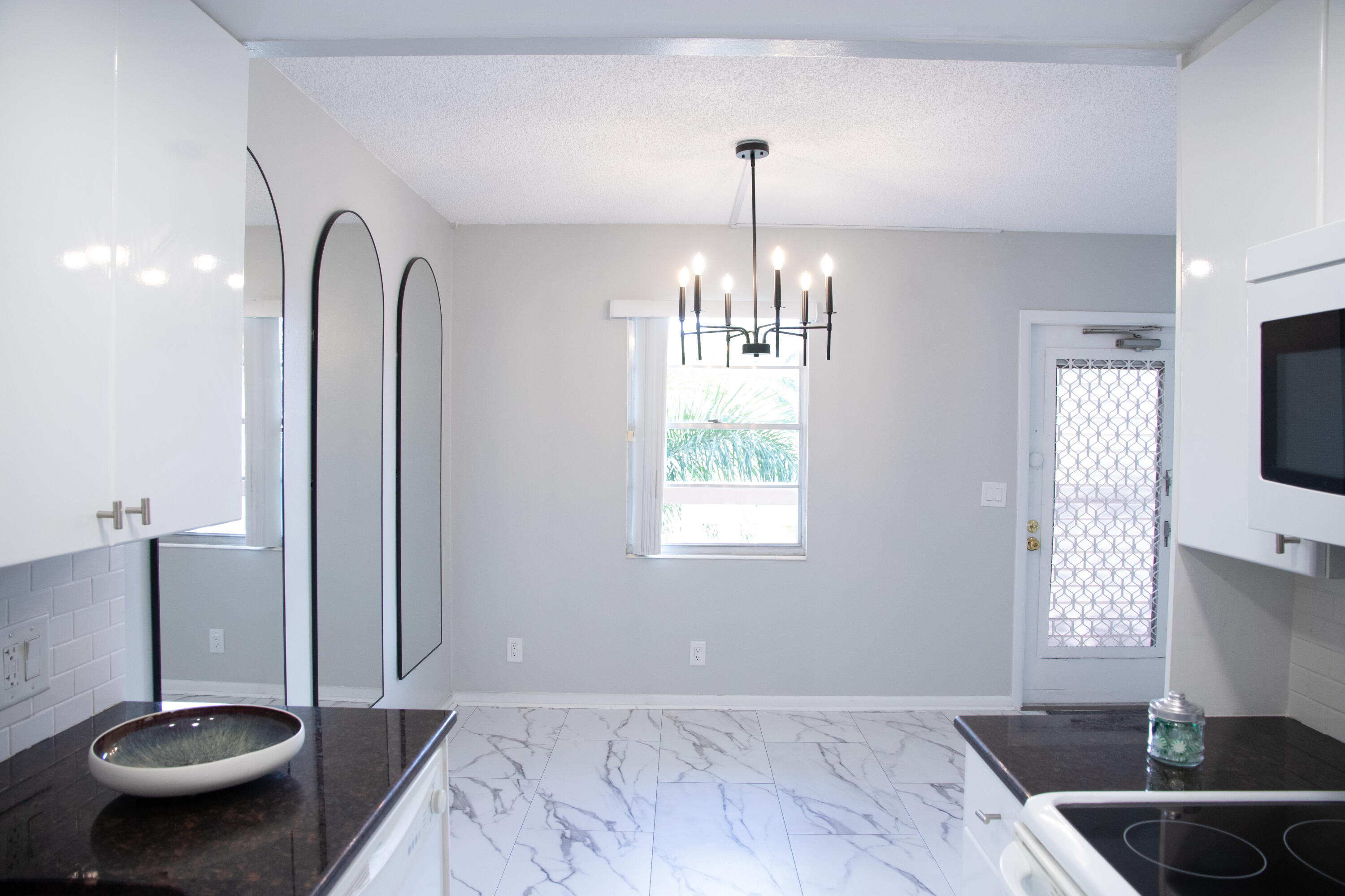 3085 Cornwall E