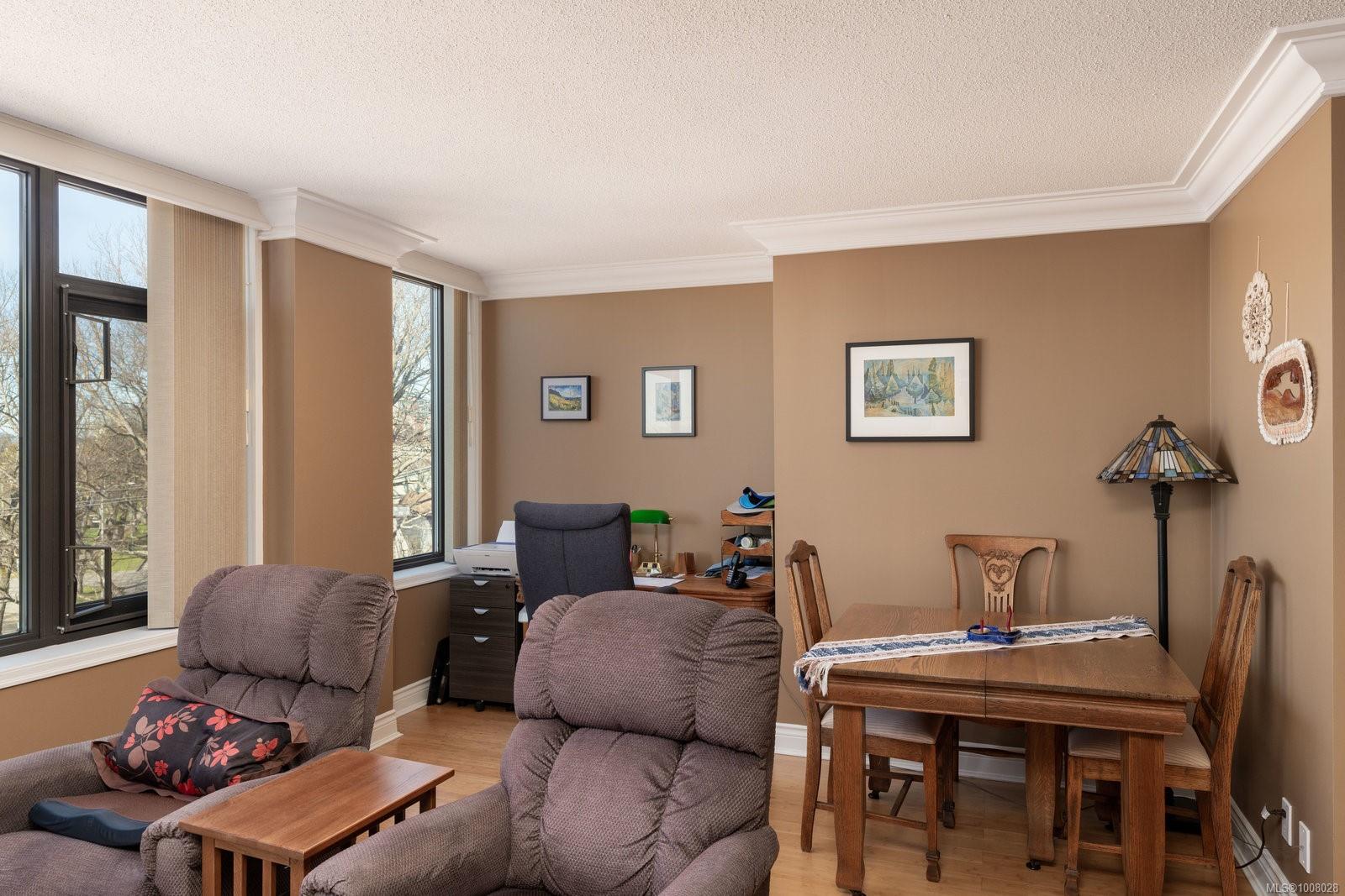 104 Dallas Rd # 404
