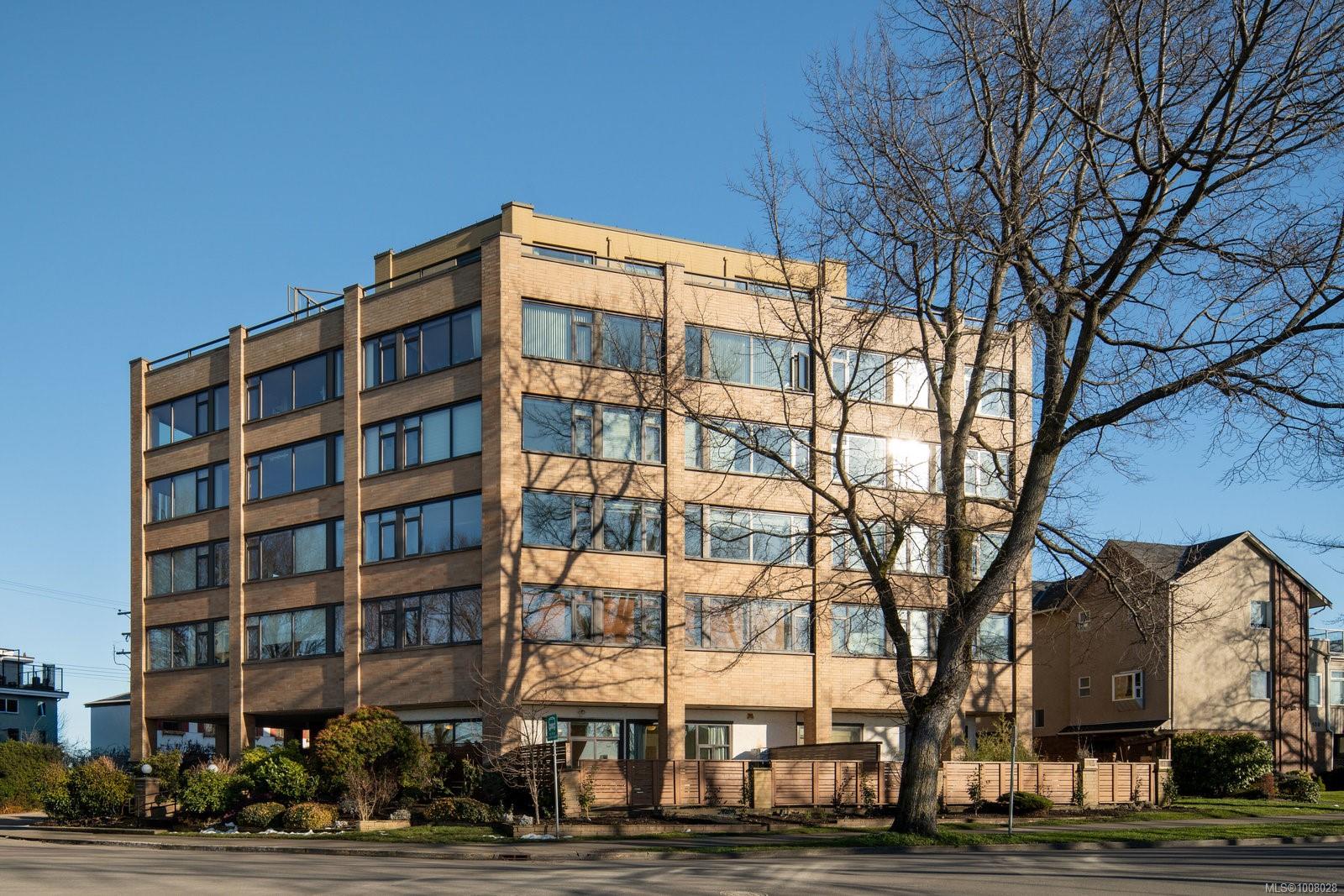 104 Dallas Rd # 404